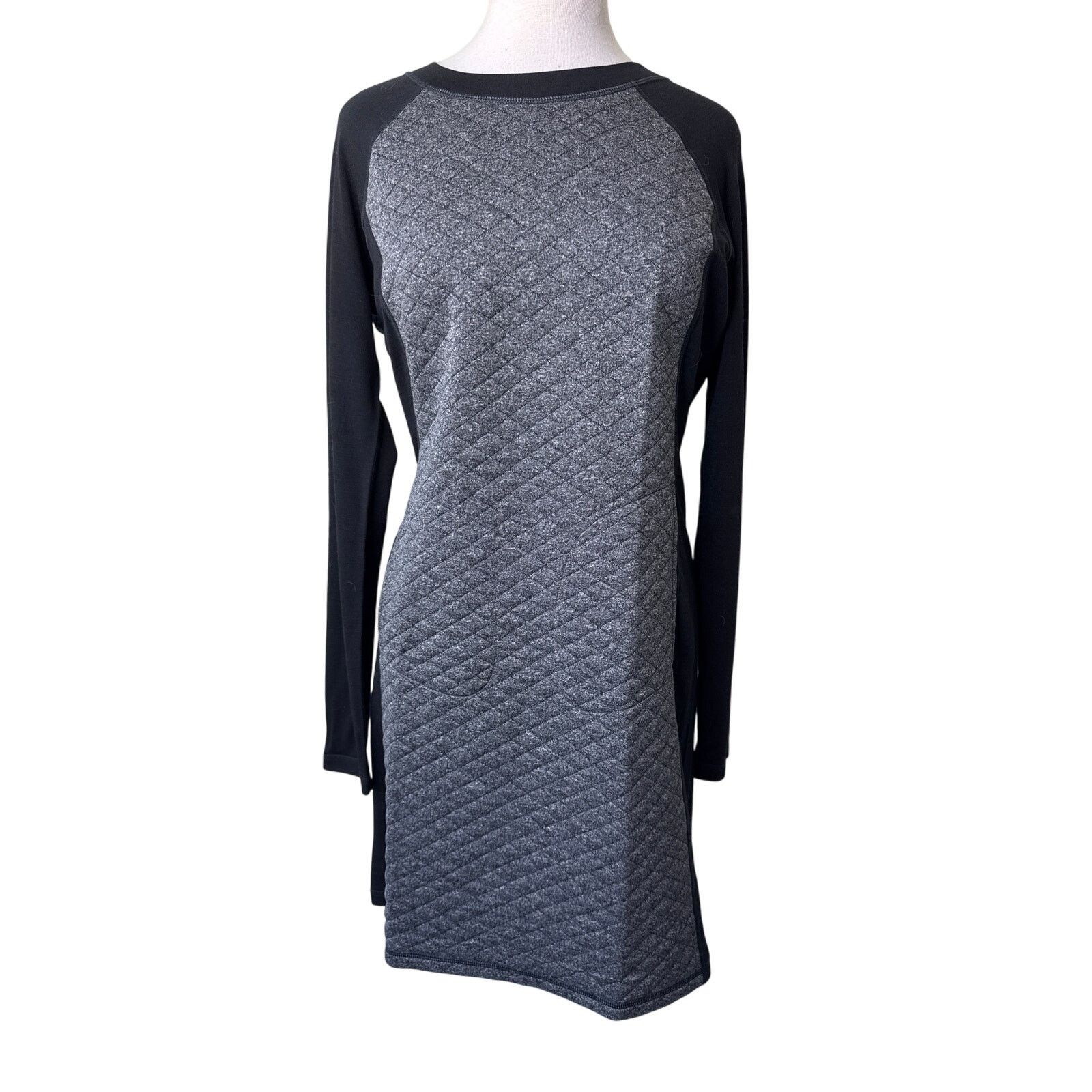 SMARTWOOL Diamond Peak Quilted Dress SW000325 Black Gray