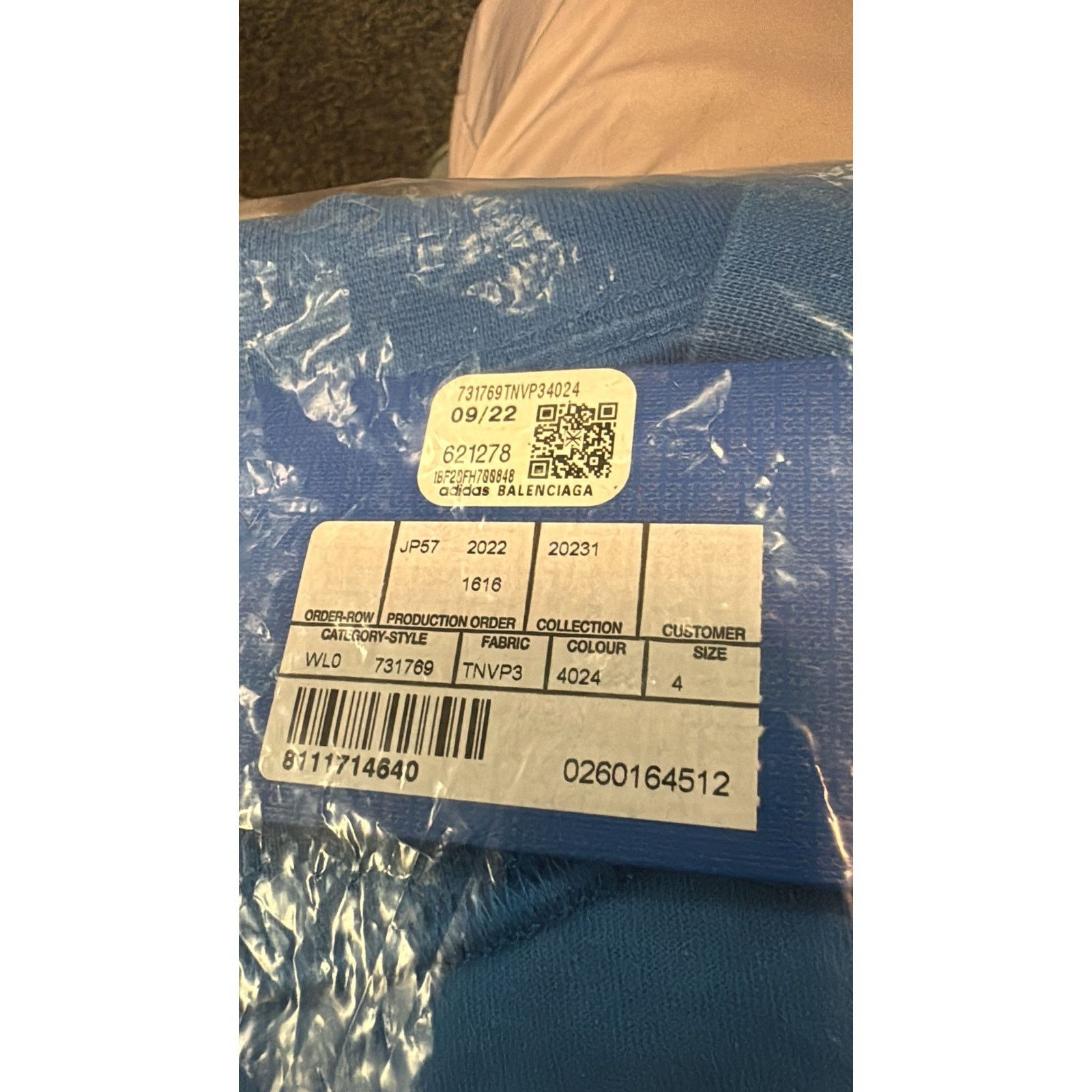 Adidas × Balenciaga o1rshd1 Oversize T-Shirt in Blue Size US XL / EU 56 / 4 - 14 Thumbnail