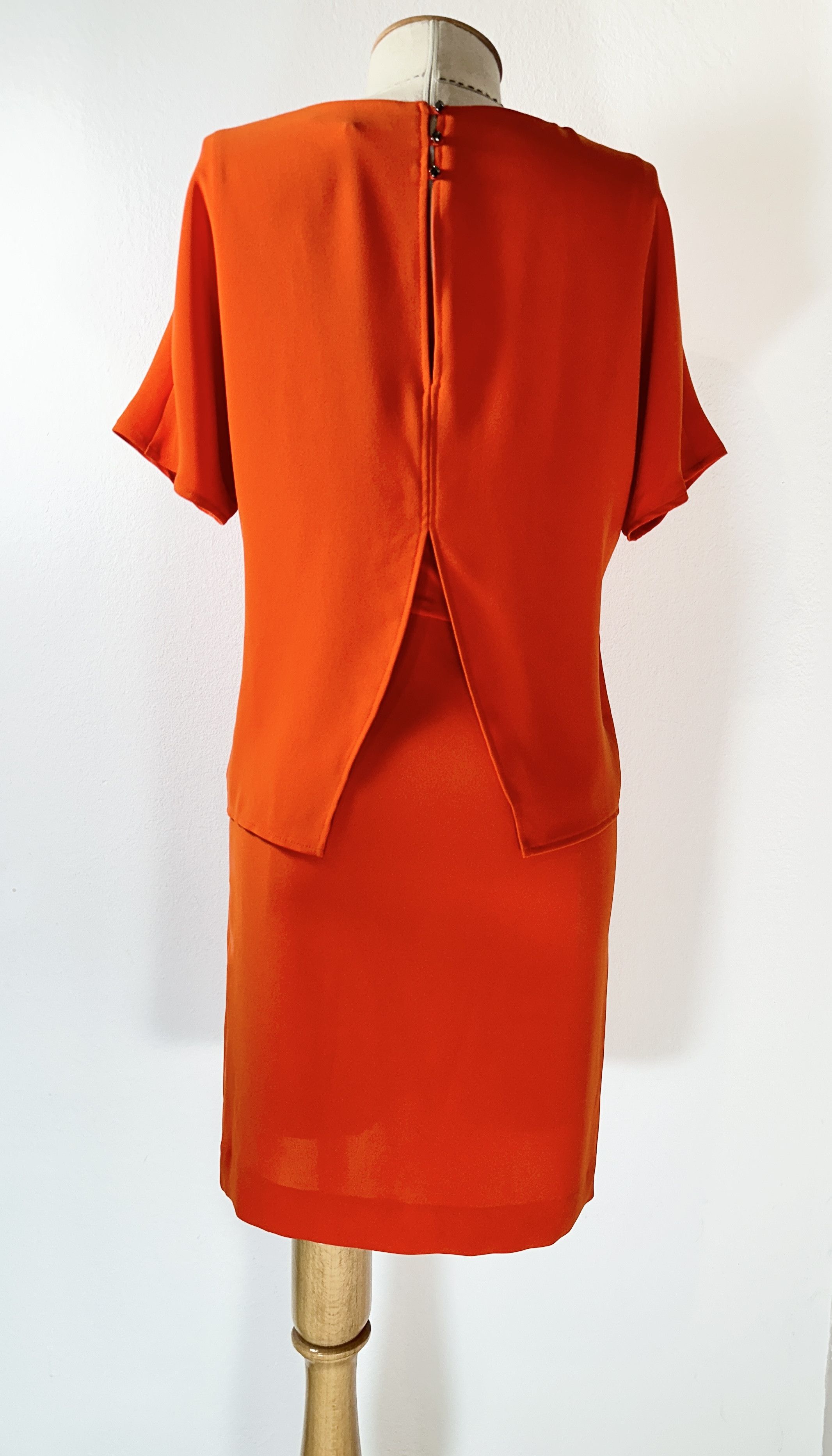 Orange dress