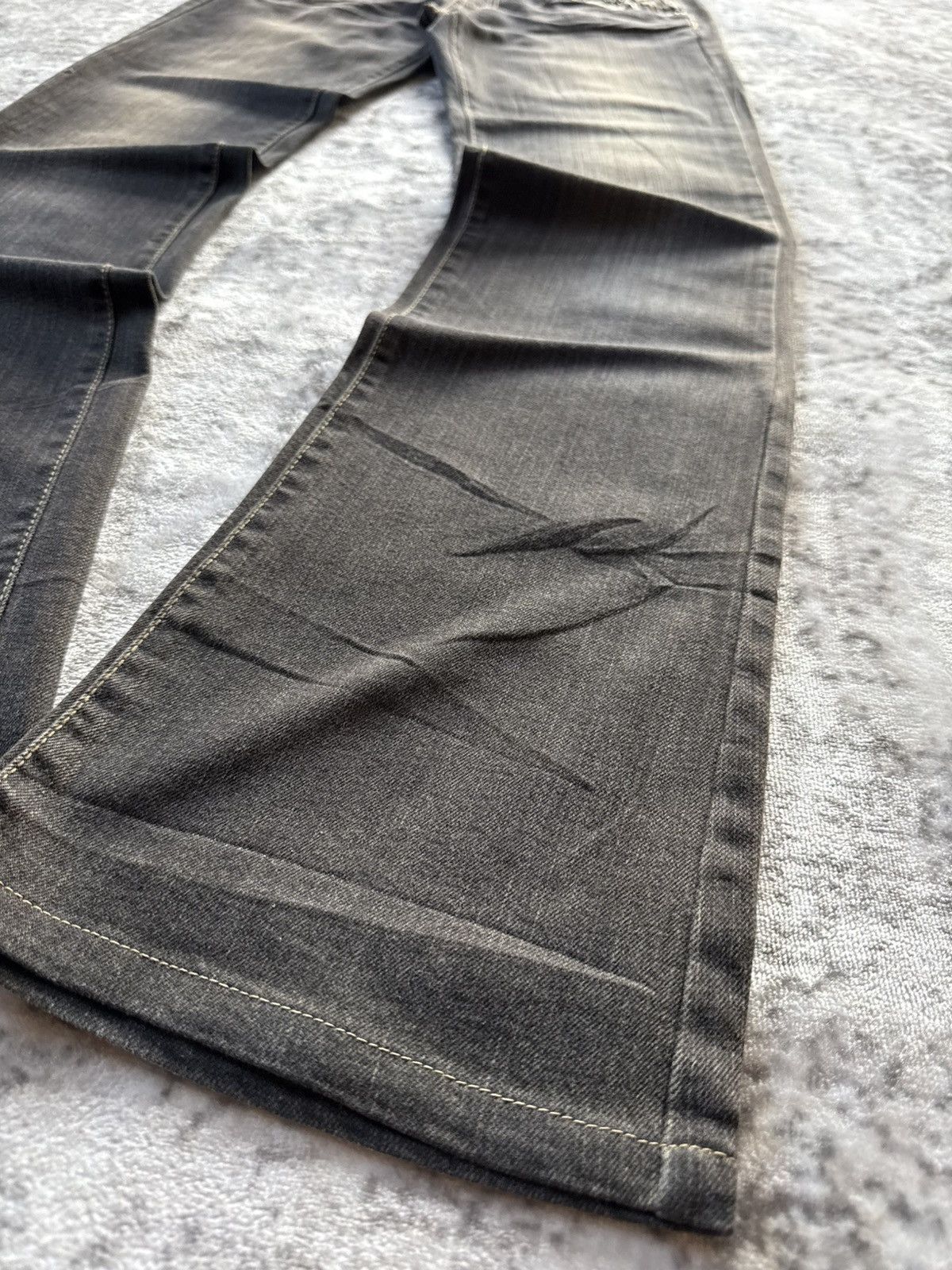 GOSTAR DE FUGA Gostar De Fuga Style Studded Embellished Flared Jeans Size US 27 - 13 Thumbnail
