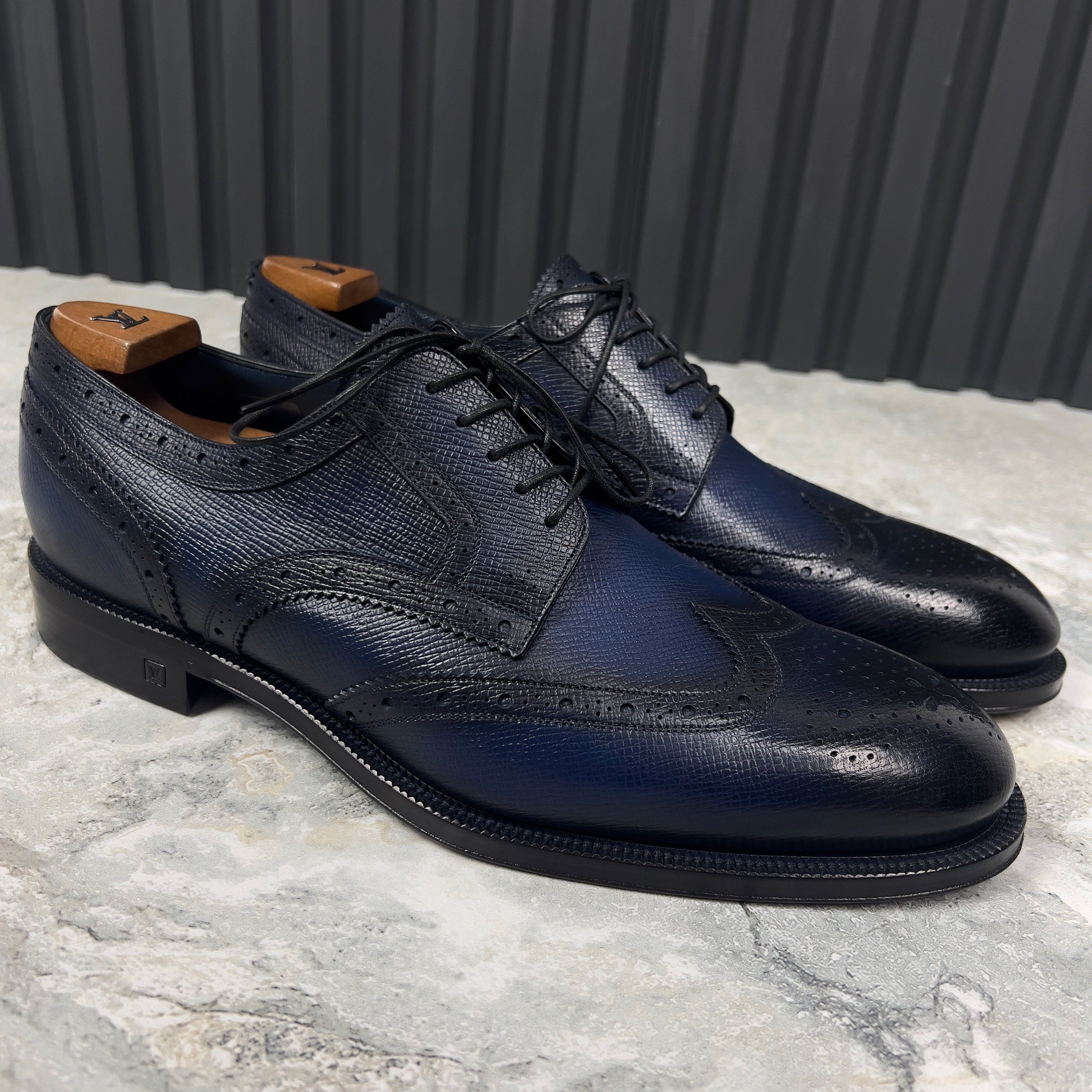 Louis Vuitton Derby Wingtip Taiga Leather Size US 8 / EU 41 - 4 Thumbnail