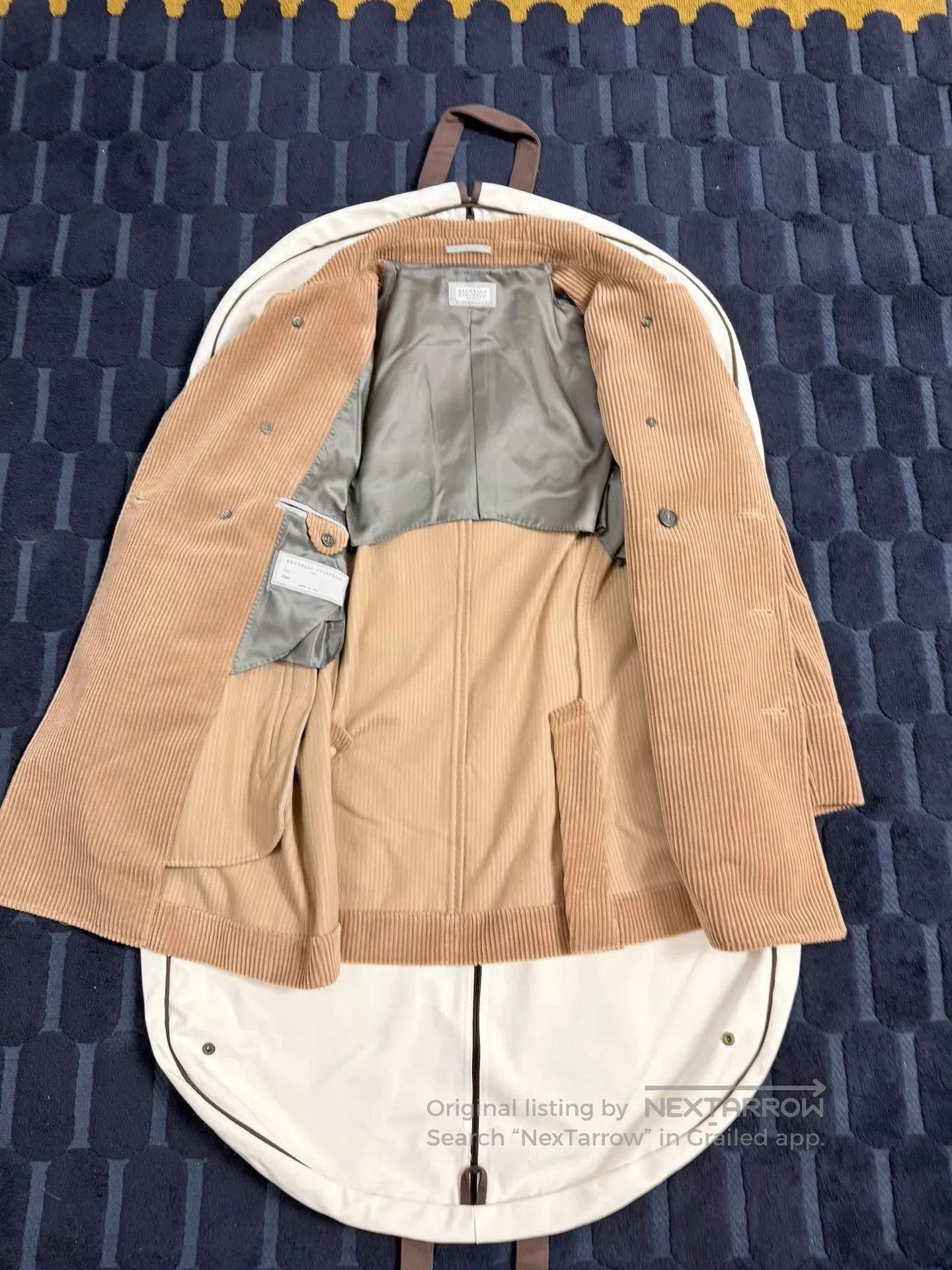 Brunello Cucinelli Beige Double-Breasted Corduroy Coat Size S. Size US S / EU 44-46 / 1 - 4 Thumbnail
