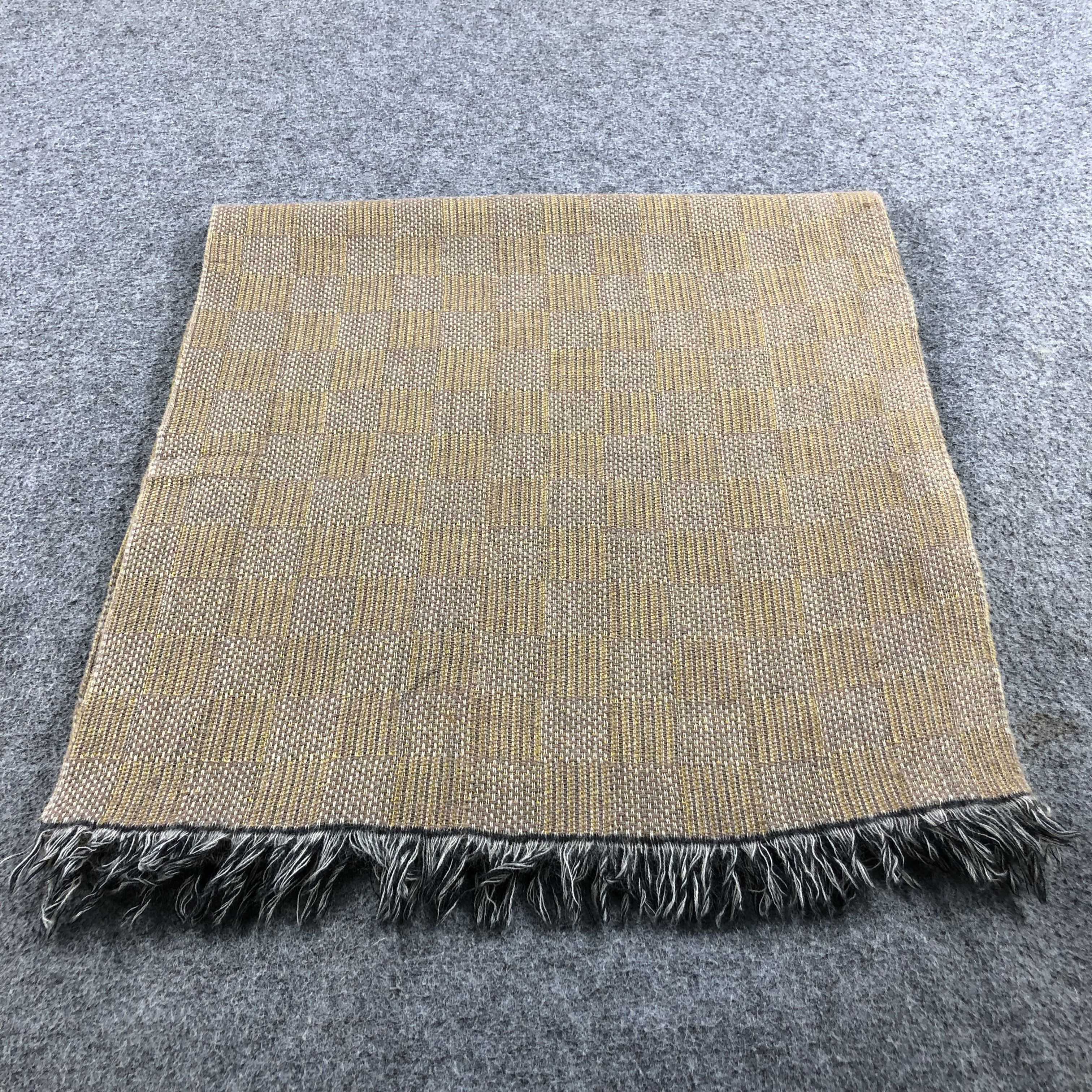 Donna Karan Donna Karan Wool Scarf Muffler V818 Size ONE SIZE - 1 Thumbnail
