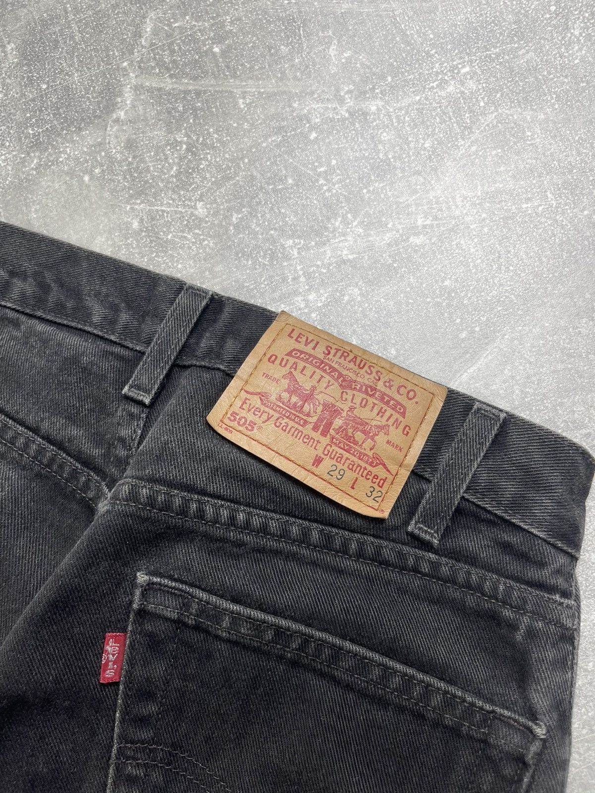 Levi's Levi Strauss & Co. 505 Regular Fit Black Denim Jeans 2000’s Size US 29 - 5 Thumbnail