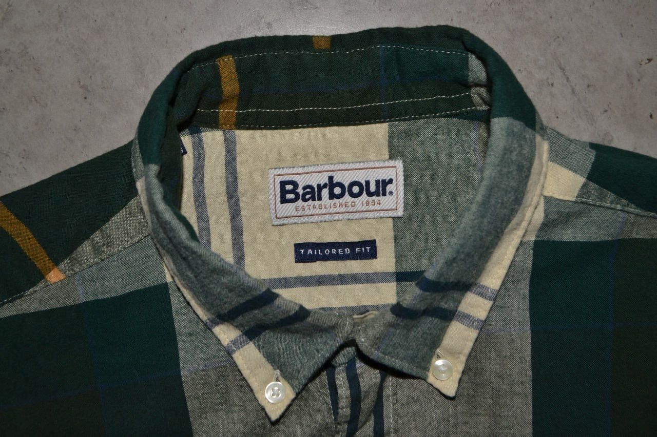 Barbour Barbour Shirt Long sleeve TAILORED Fit coton size M Size US M / EU 48-50 / 2 - 7 Thumbnail