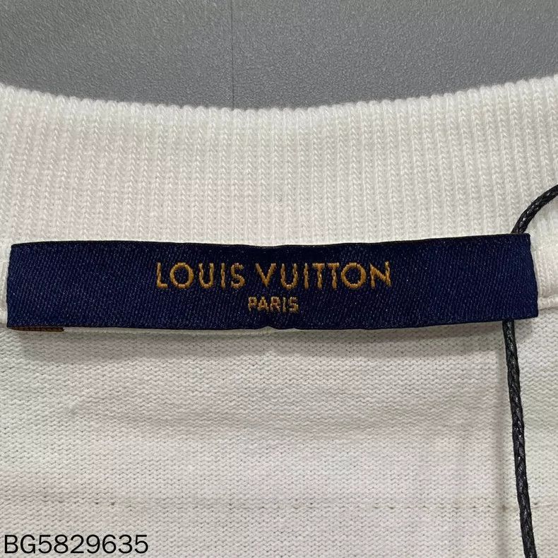 Louis Vuitton Louis Vuitton Flocked Bullet Screen Logo Short Sleeve- Size S / US 4 / IT 40 - 5 Thumbnail