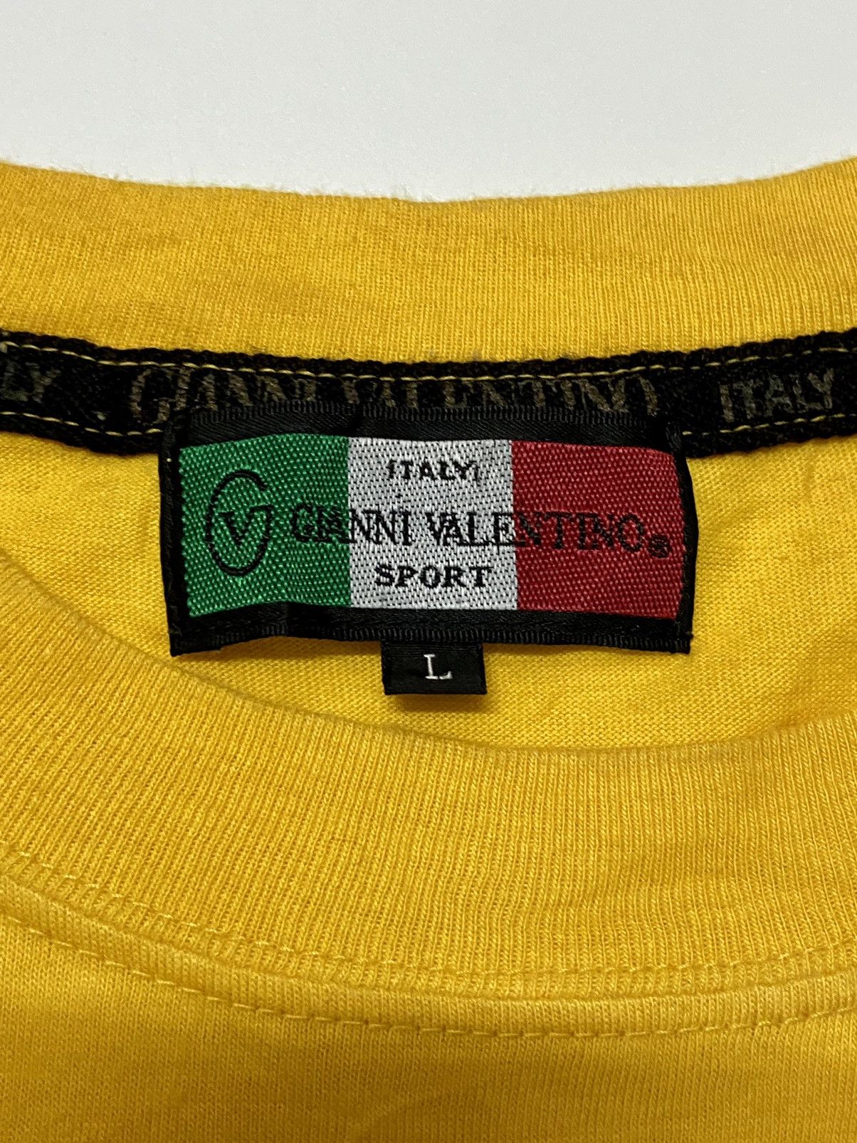Vintage VINTAGE GIANNI VALENTINO TEE Size US M / EU 48-50 / 2 - 11 Thumbnail
