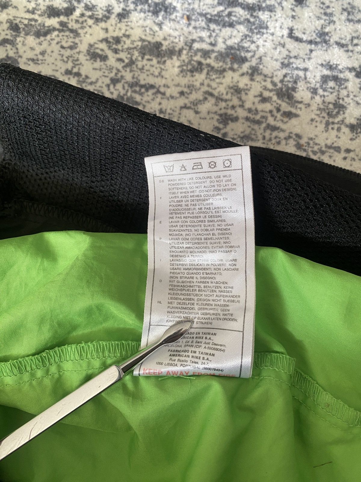 Nike × Vintage Vintage windbreaker nike jacket Size US L / EU 52-54 / 3 - 5 Thumbnail