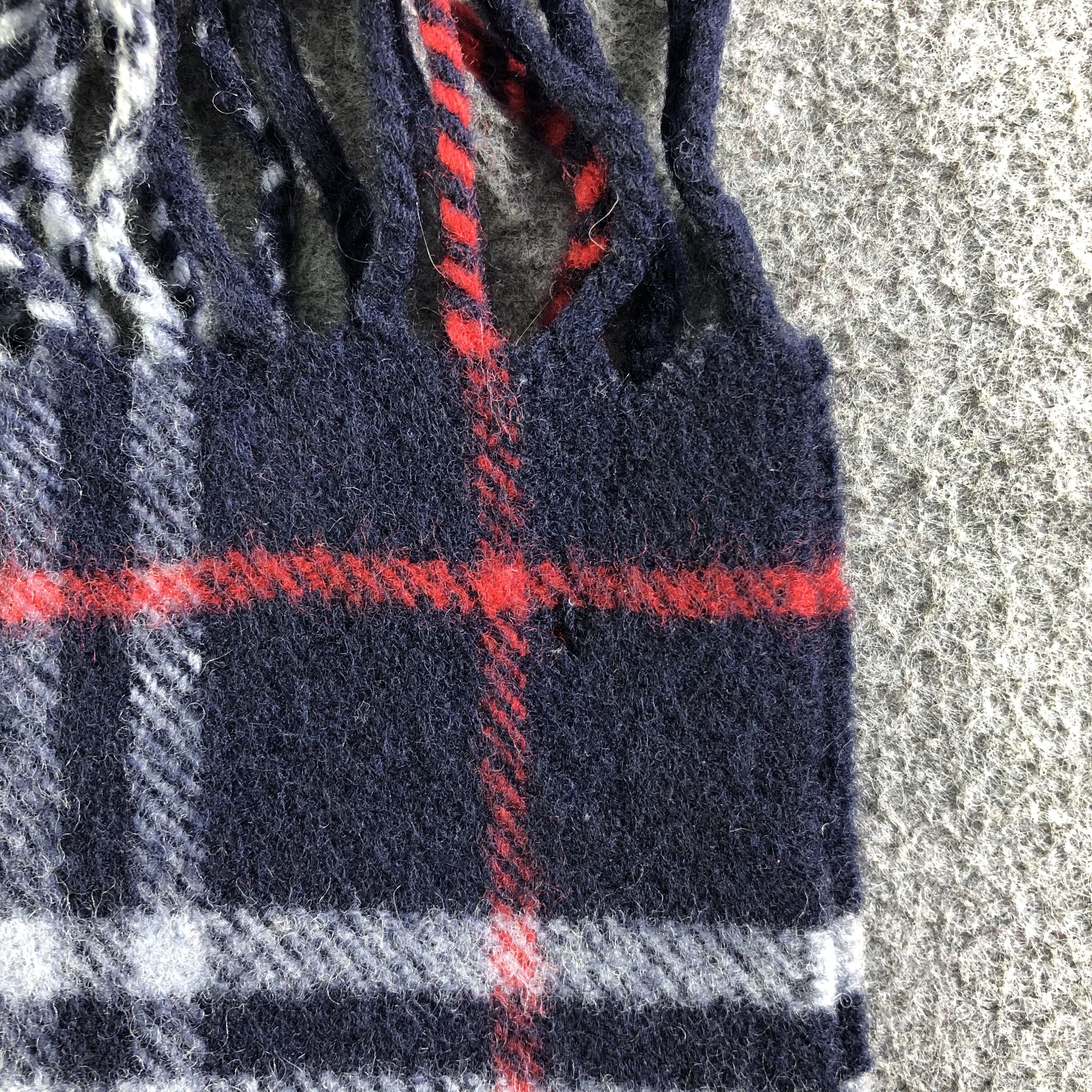 Burberry Burberry Scarf / Muffler / Neckwear P600 Size ONE SIZE - 2 Thumbnail