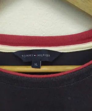 Tommy Hilfiger VTG Tommy Hilfiger Japan Big Logo Tee - Red/Navy Contrast Size US XL / EU 56 / 4 - 4 Thumbnail