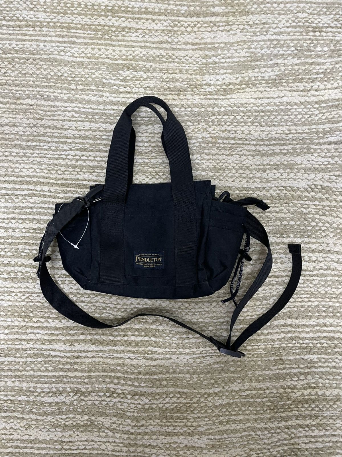 Pendleton Pendleton x Marie Inaba Small Black Tote Bag Size ONE SIZE - 7 Thumbnail