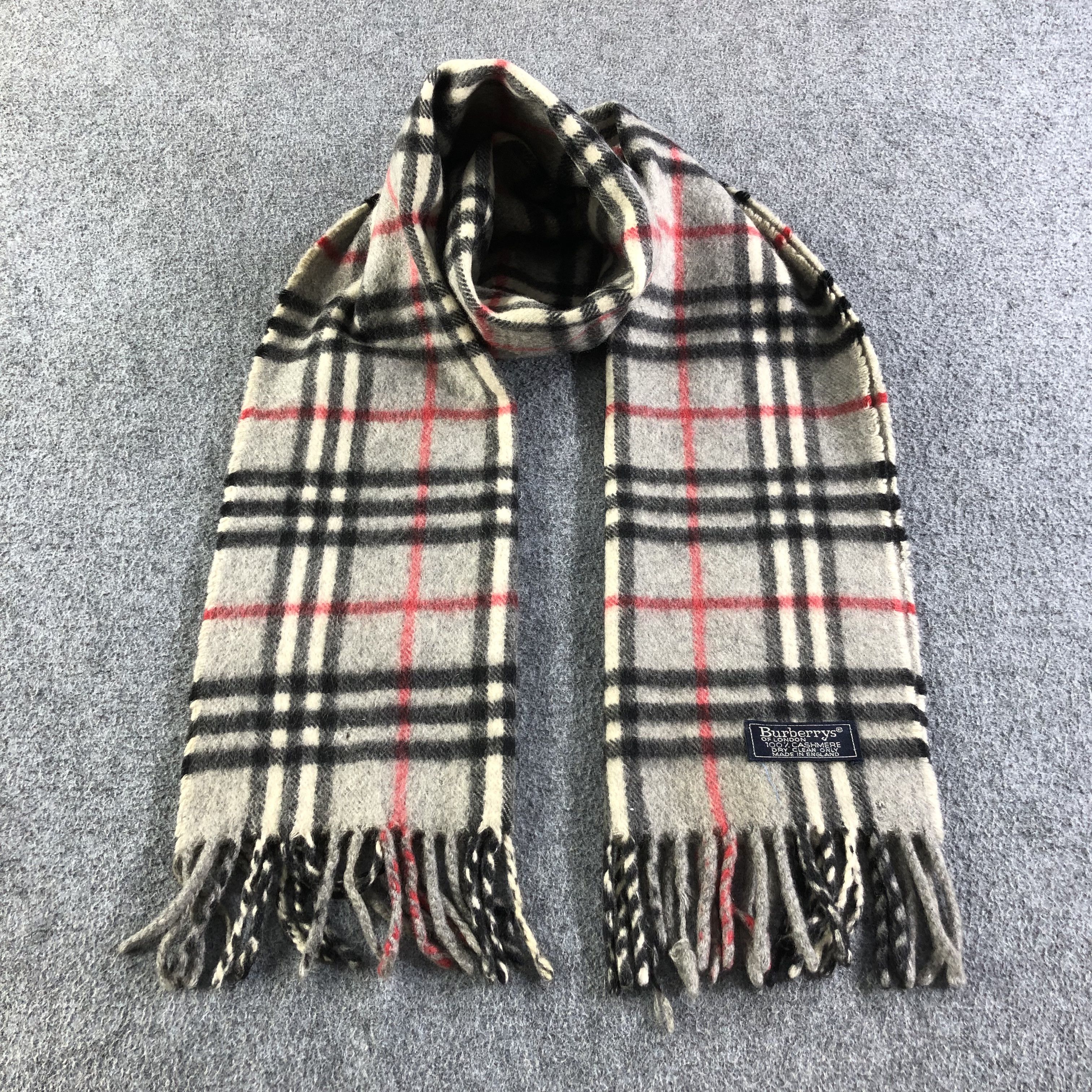 Burberry Burberrys Nova Check Grey Cashmere Scarf Muffler V1763 Size ONE SIZE - 1 Thumbnail