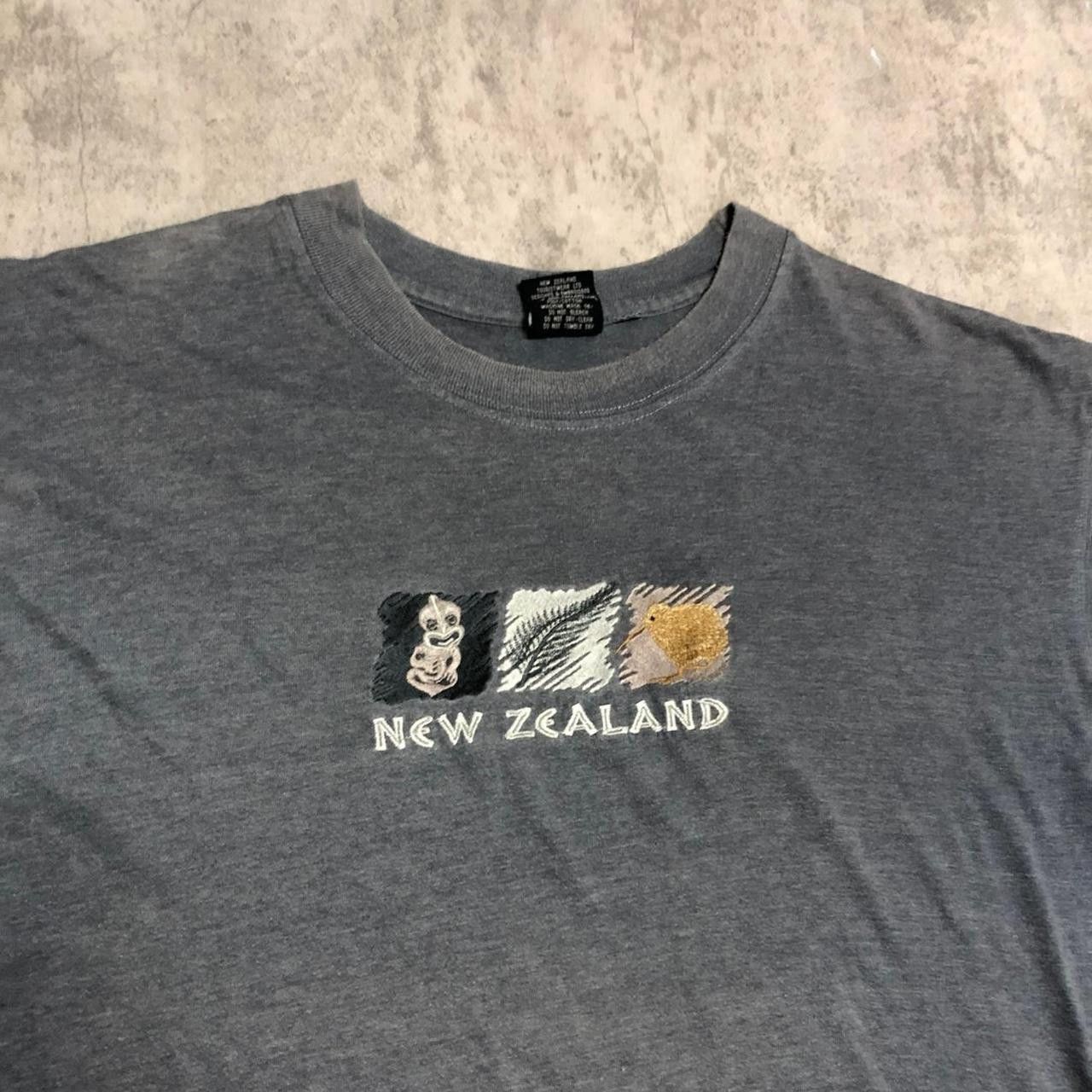 Other Grey New Zealand graphic tee with a relaxed fit Size US L / EU 52-54 / 3 - 2 Thumbnail