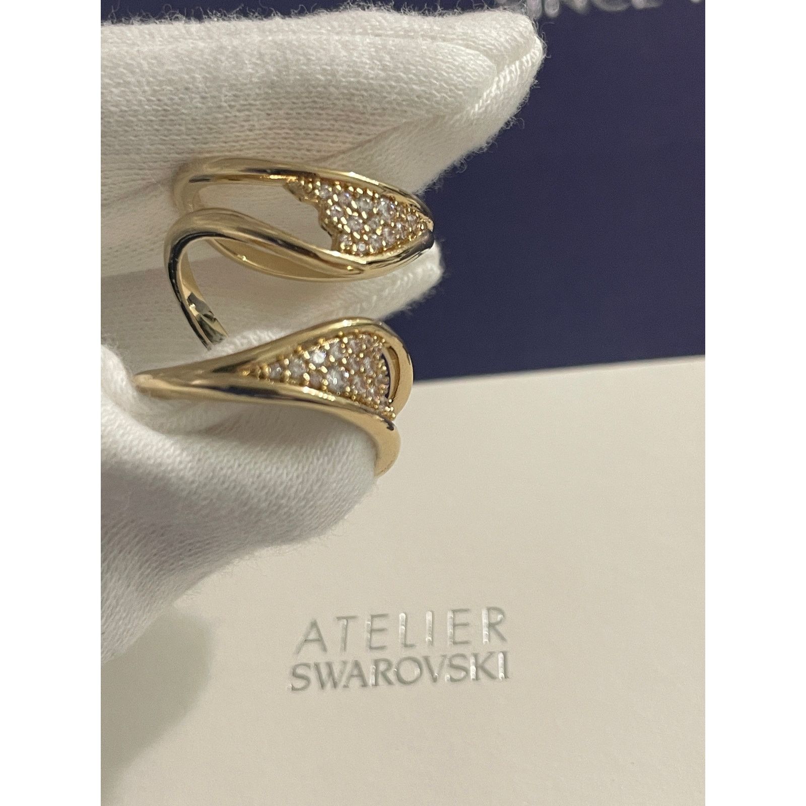 Swarovski Atelier Swarovski Gilded Treasures Ring SIZE 52/6 new Size ONE SIZE - 9 Thumbnail