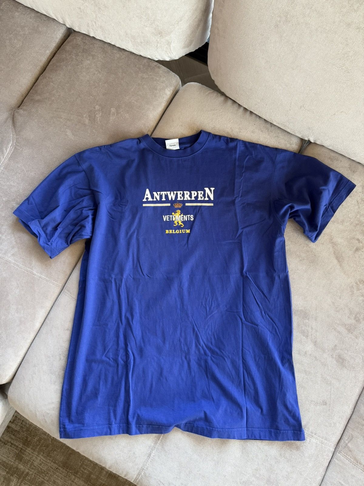 Vetements Vetements Antwerpen Blegium Logo Size US L / EU 52-54 / 3 - 1 Thumbnail