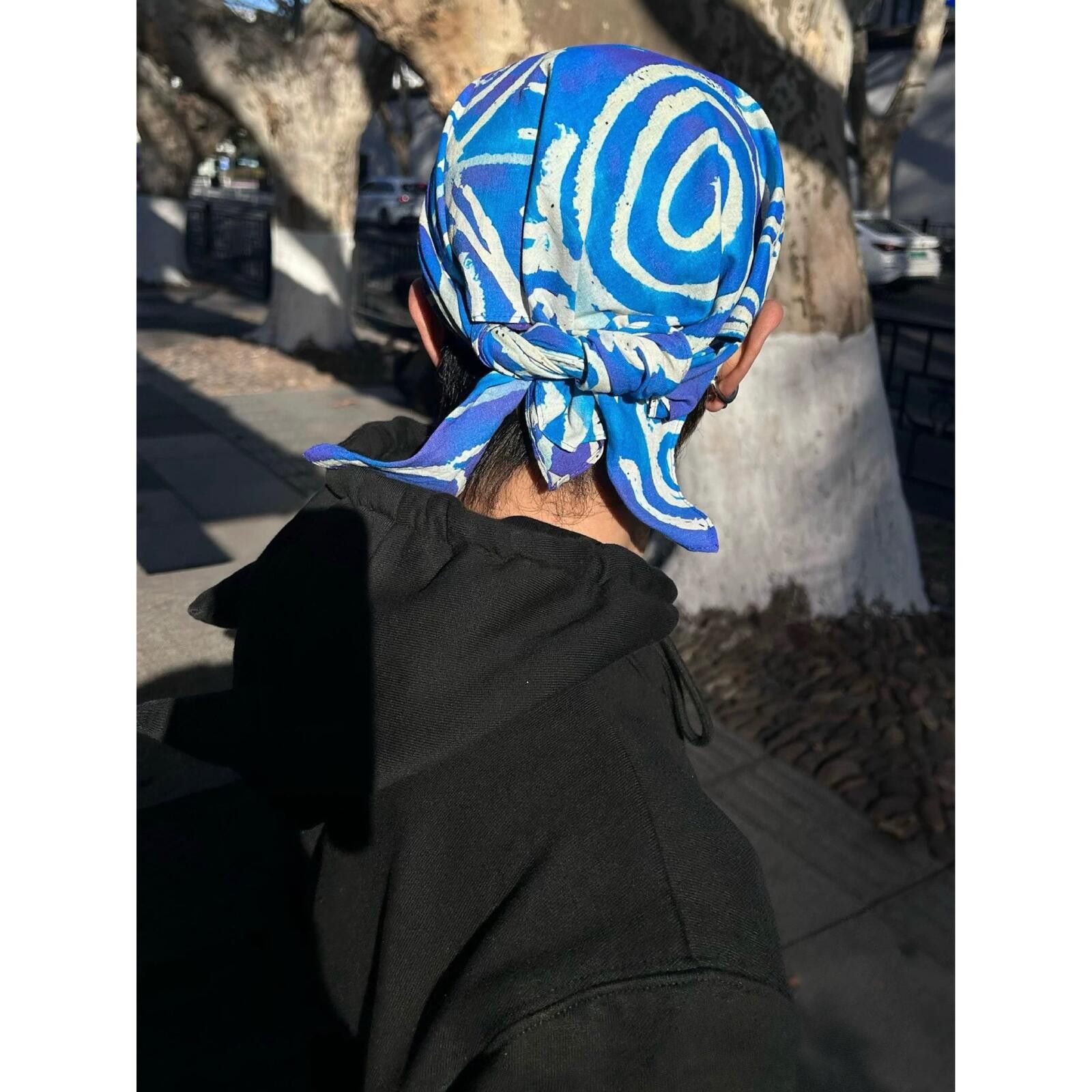 Japanese Brand Y2k Blue Pattern Bandana Headscarf Size ONE SIZE - 4 Thumbnail
