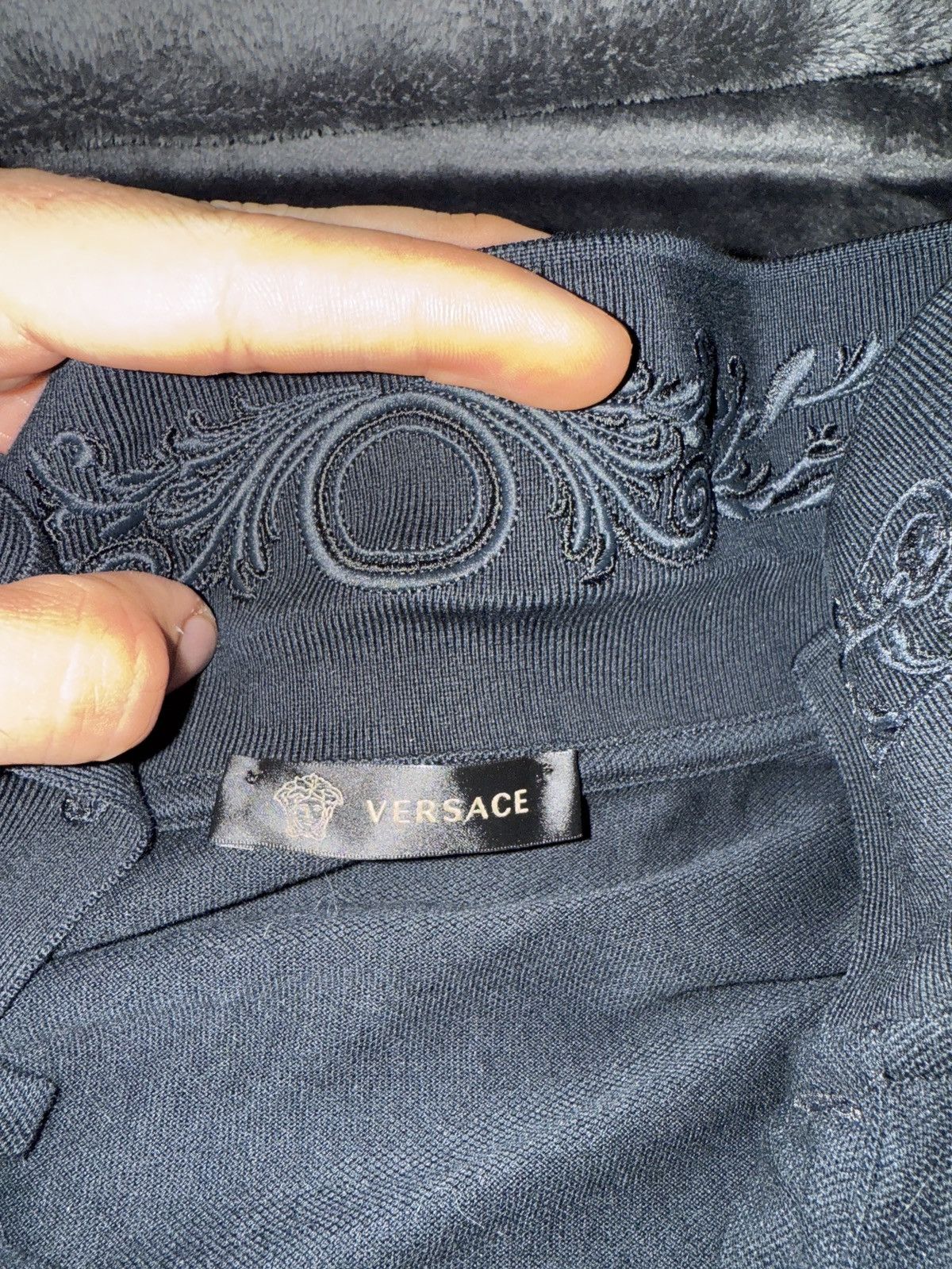 Versace Versace Embroidery Collar Size US XXL / EU 58 / 5 - 1 Thumbnail
