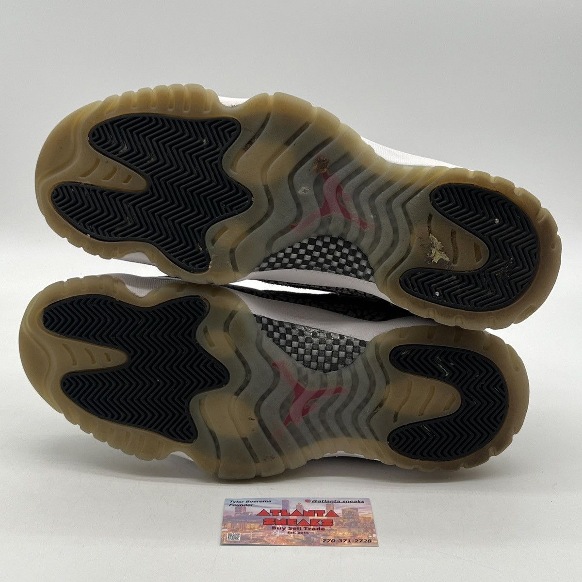 Jordan Brand Air Jordan 11 low black cement Size US 13 / EU 46 - 7 Thumbnail