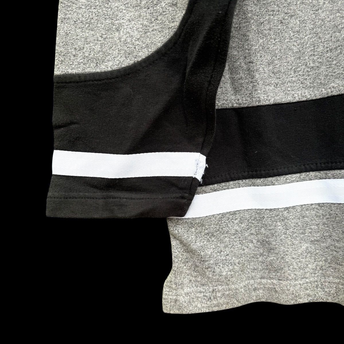 Champion Champion Black/Grey Embroidery Spell Out Sweatshirt Size US M / EU 48-50 / 2 - 9 Thumbnail
