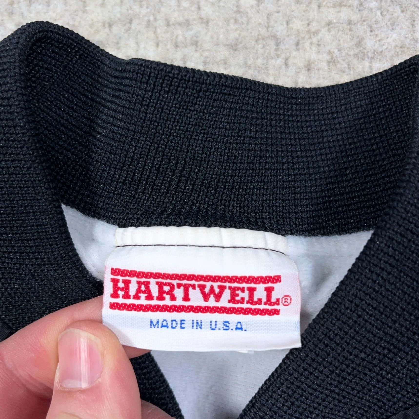 Vintage VINTAGE Hartwell Nylon Satin Bomber Jacket Men L Black 90s 80s Jacket Short Style Casual Pockets Made In USA Size US L / EU 52-54 / 3 - 5 Thumbnail