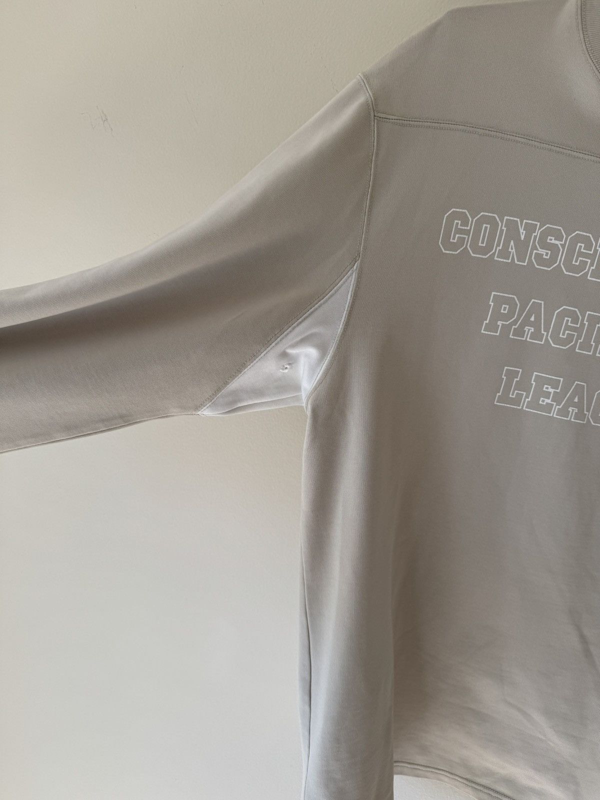 General Research 2000 General Research Conscientious Pacifists League L/S Size US L / EU 52-54 / 3 - 5 Thumbnail