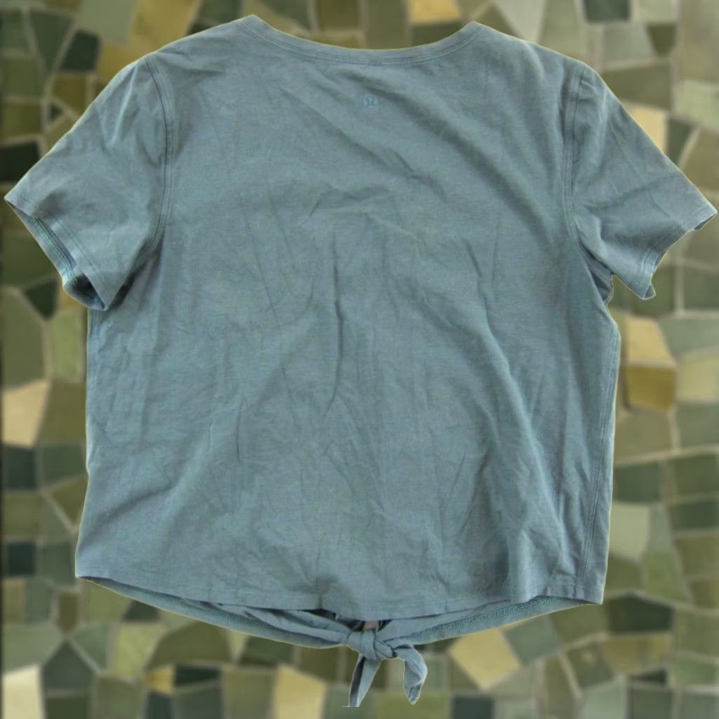 Lululemon Lululemon Green Short Sleeve V-Neck T-Shirt Shirt Womens Medium Cotton Blend Top Size M / US 6-8 / IT 42-44 - 1 Thumbnail