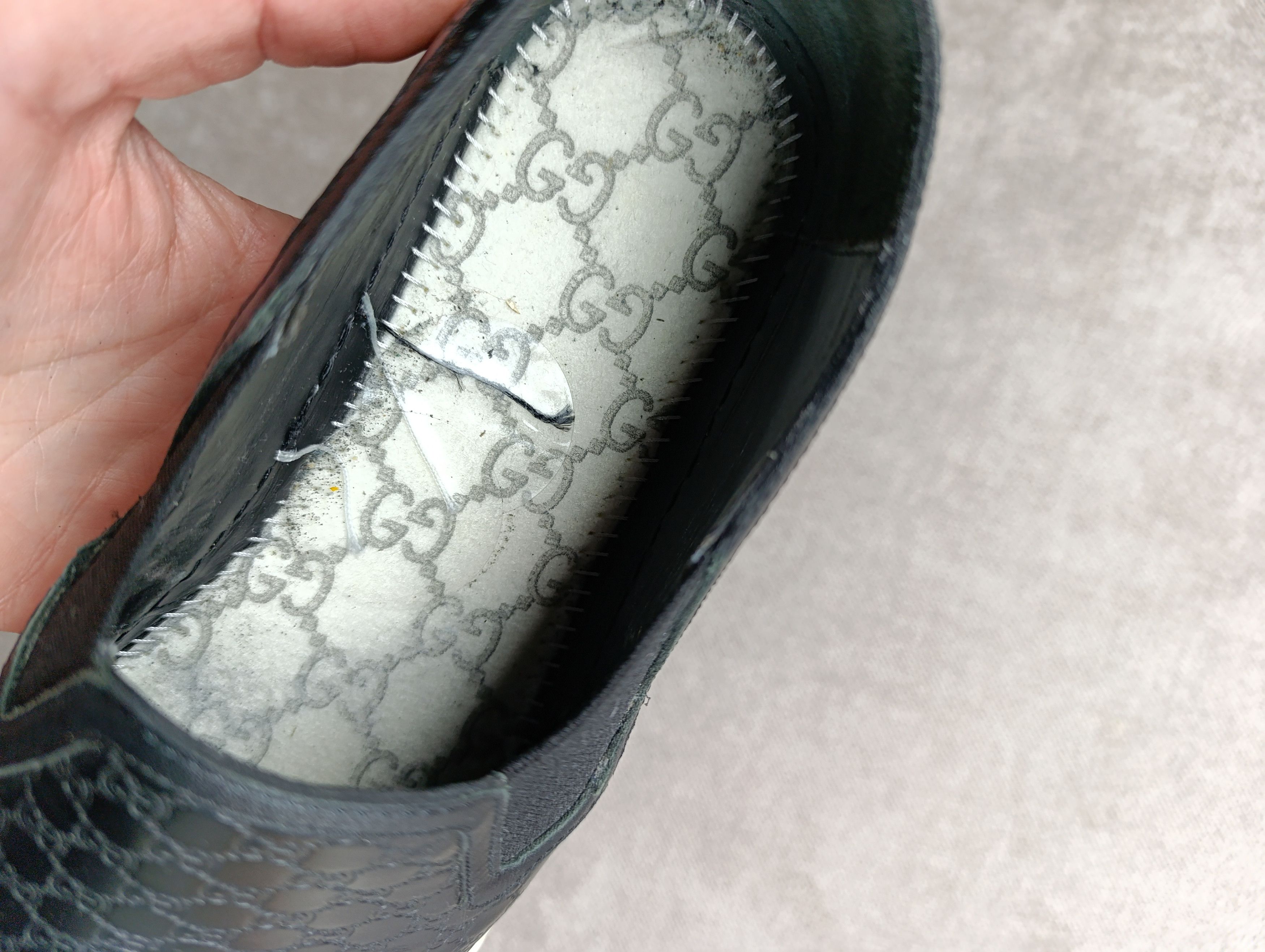 Gucci GUCCI LEATHER SIGNATURE SLIP-ON BLACK MONOGRAM Size US 7.5 / EU 40-41 - 18 Thumbnail