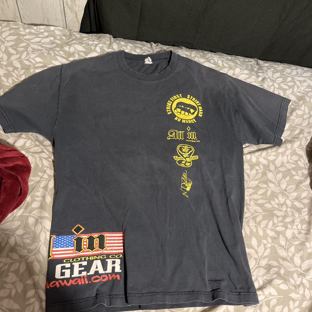 Other Cobra Kai Graphic Tee Size US L / EU 52-54 / 3 - 2 Thumbnail