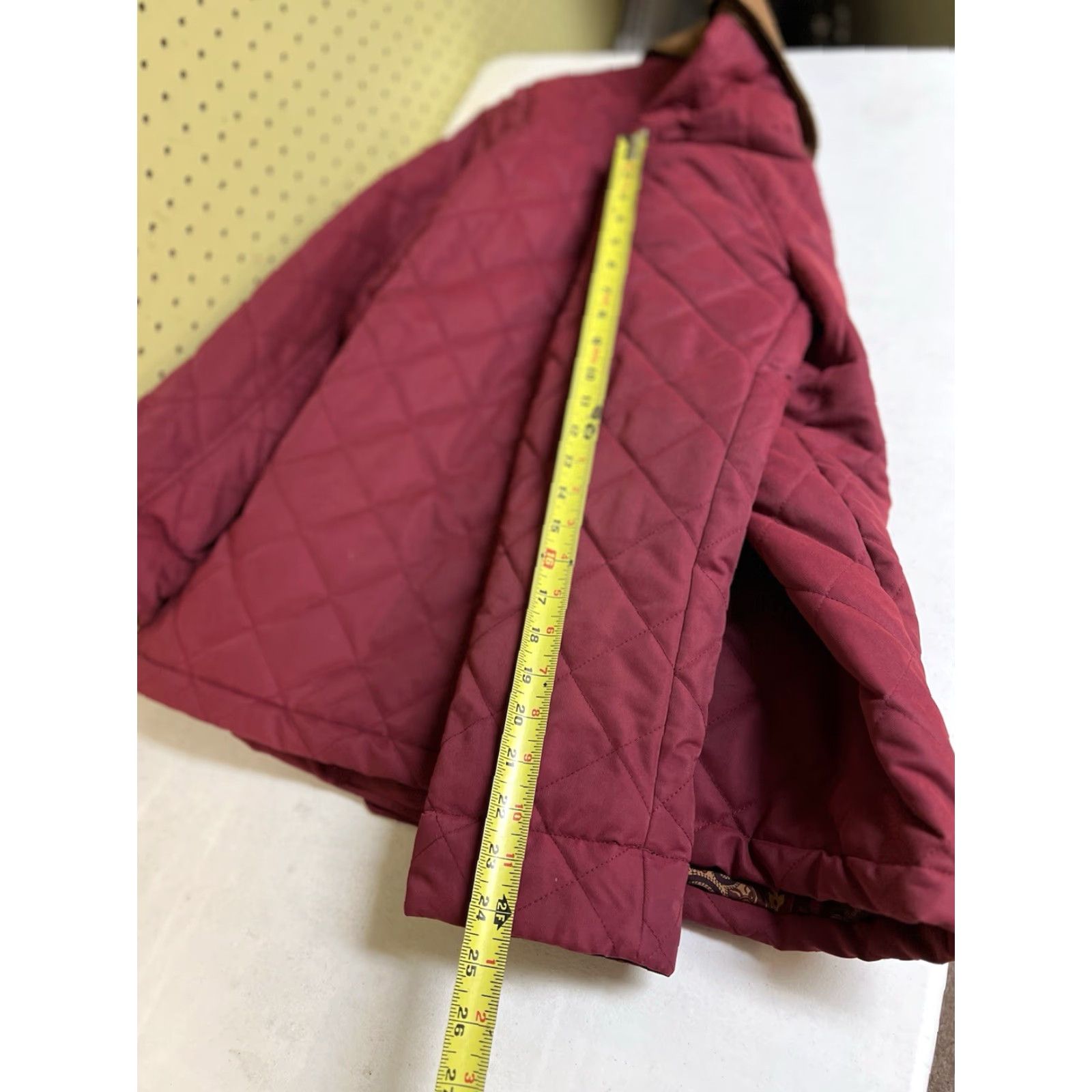 Orvis Orvis Women’s Red Plaid Quilted Chore Coat Jacket Button Down Sz Large Pockets Size L / US 10 / IT 46 - 6 Thumbnail