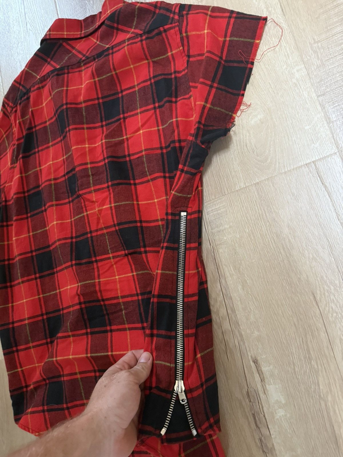 Fear of God Fear of gold mens plaid cutoff Size US XL / EU 56 / 4 - 8 Thumbnail