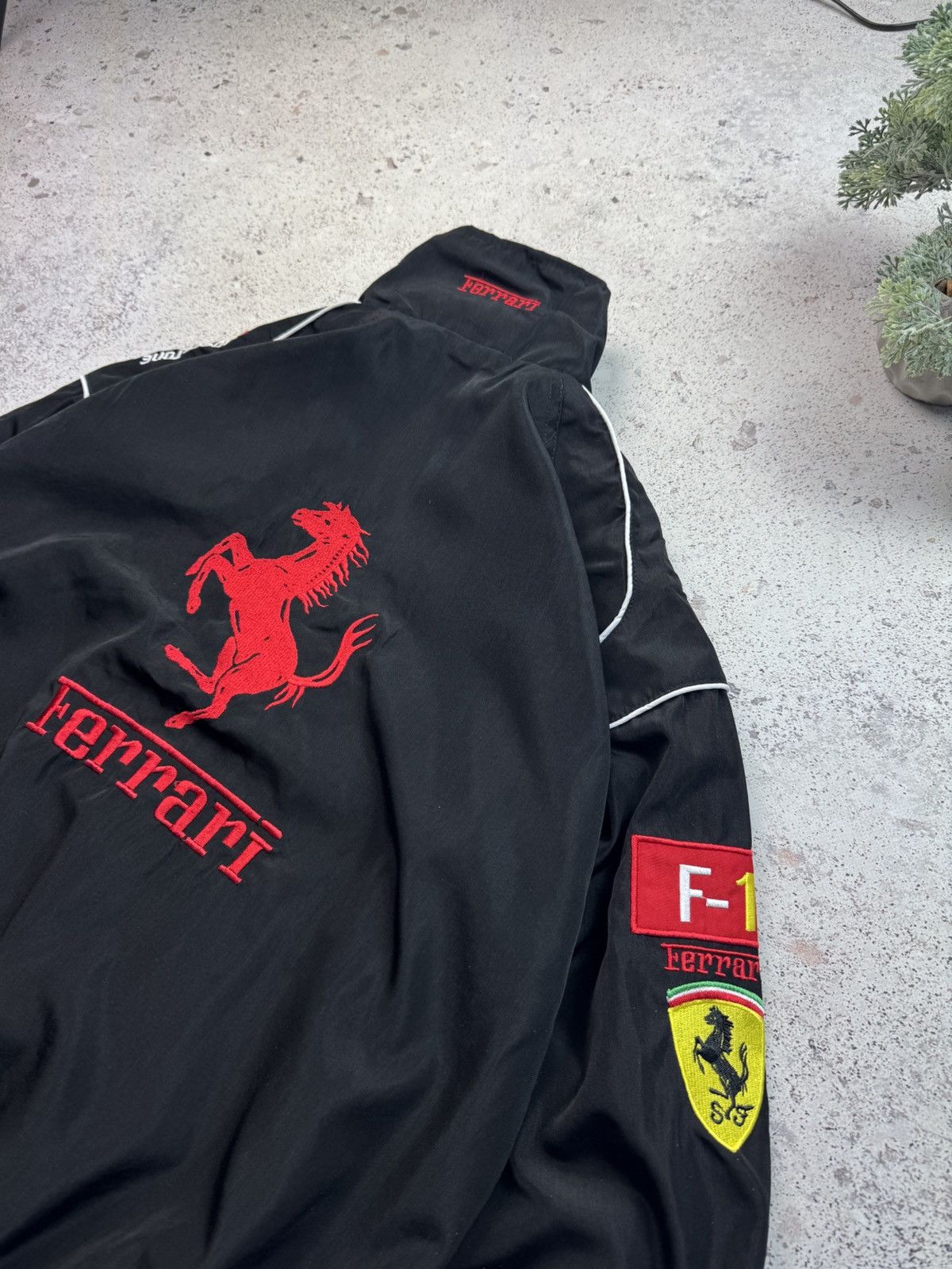 Formula 1 Ferrari Team Formula 1 F1 Racing Jacket Bomber Men’s M Size US L / EU 52-54 / 3 - 14 Thumbnail