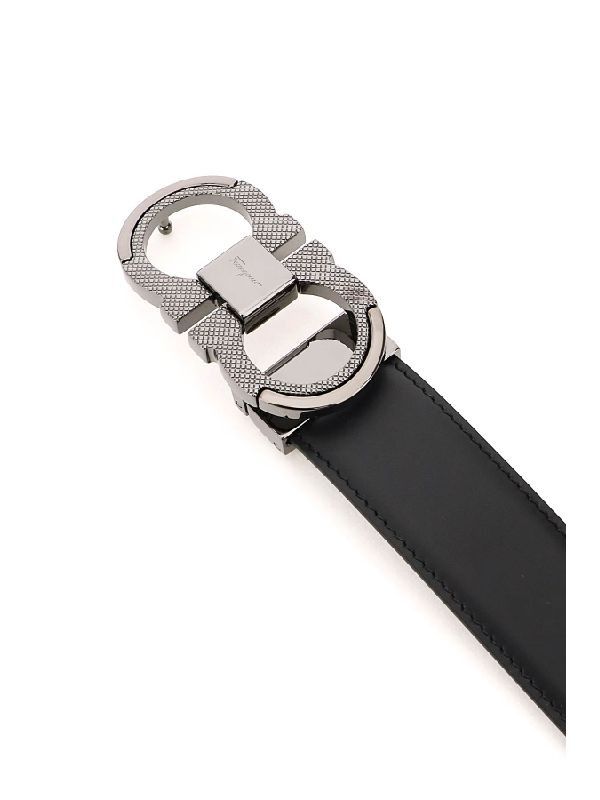 Salvatore Ferragamo o1s22i1n1025 Size: 105 / Reversible Gancini Belt Black/Brown Size 42 - 3 Thumbnail