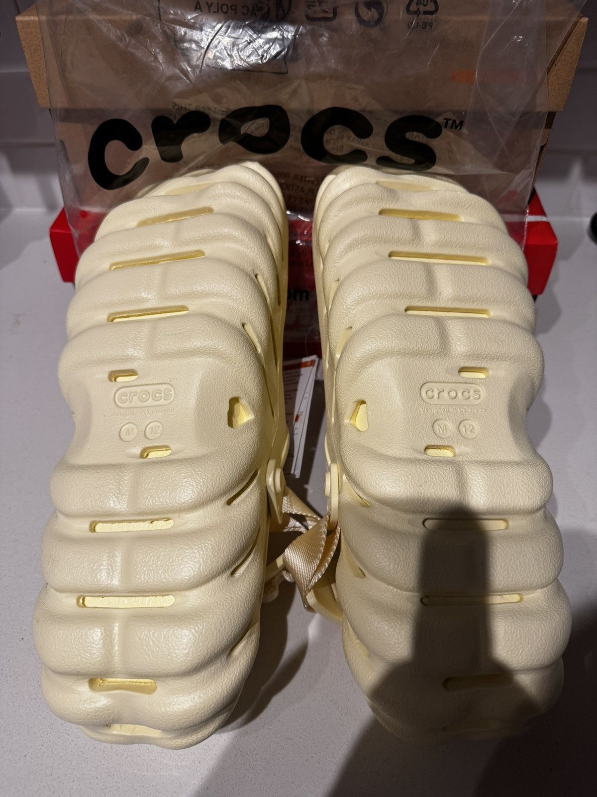 Crocs Crocs Echo Clog “Buttercream” Size US 12 / EU 45 - 3 Thumbnail