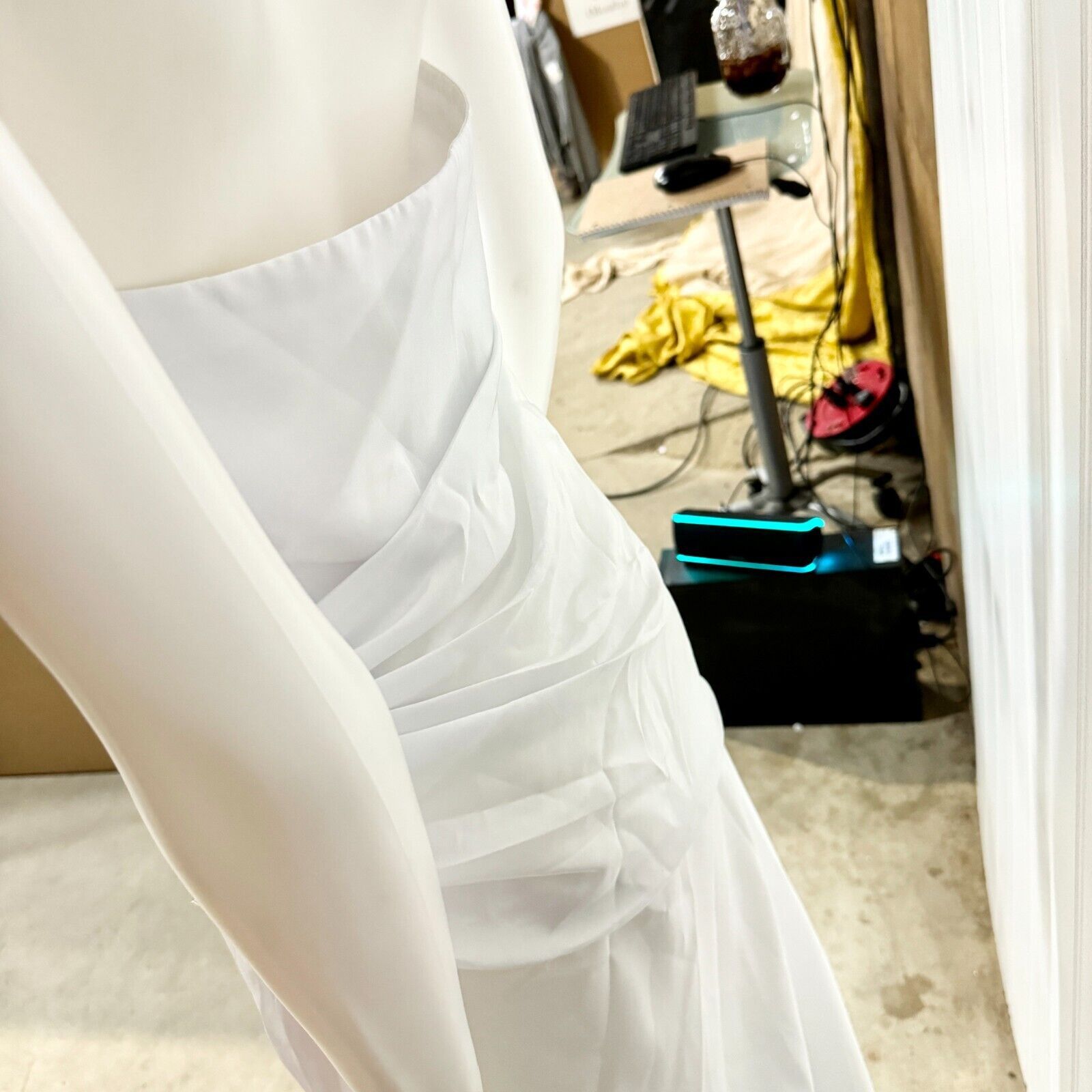 Other Cinderella Wedding GOWN Size M Strapless Gemmed A Line Slim Size M / US 6-8 / IT 42-44 - 9 Thumbnail