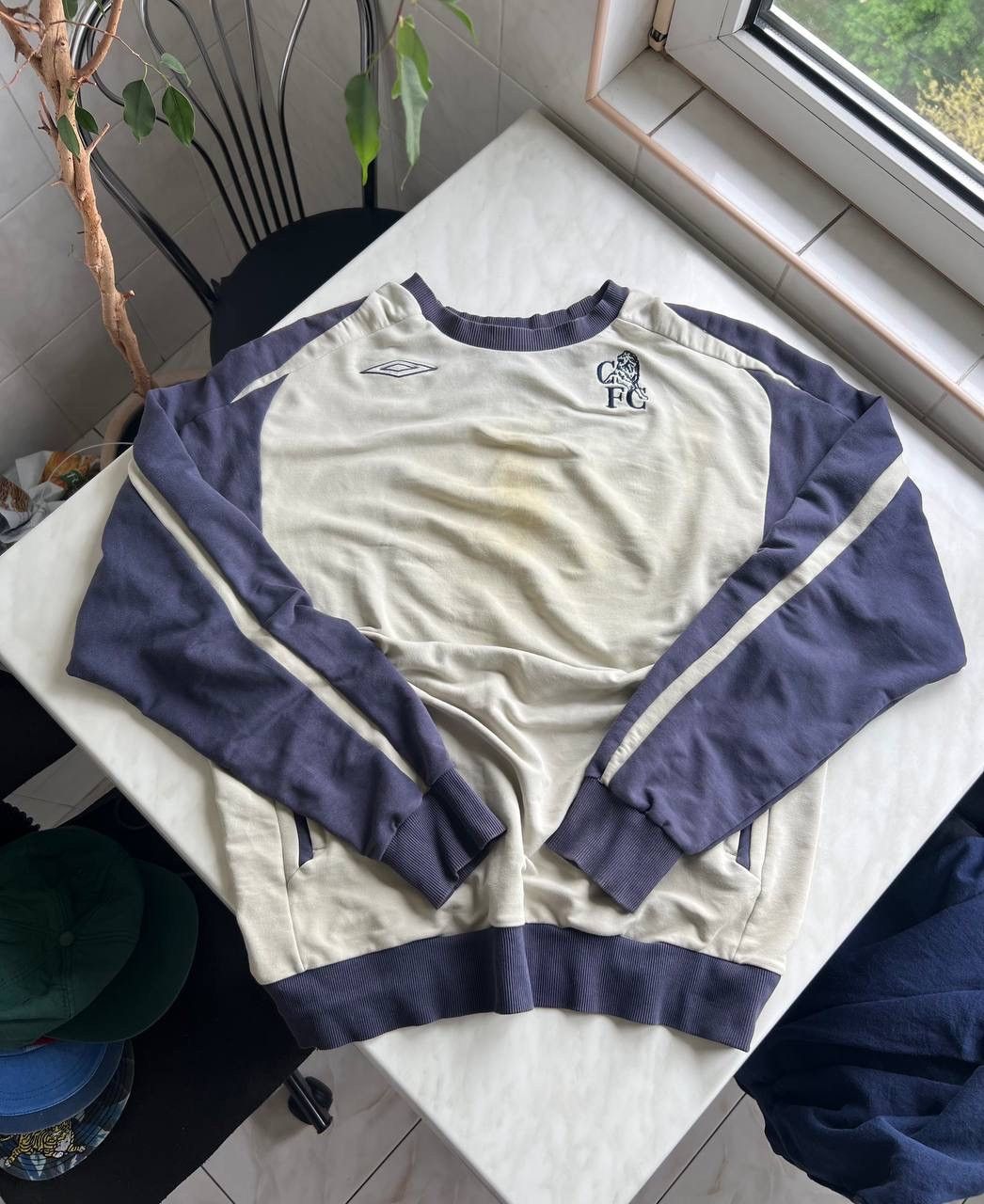 Chelsea Soccer Vintage 00’s Umbro FC Chelsea Soccer Football Sweatshirt Size US XL / EU 56 / 4 - 1 Thumbnail