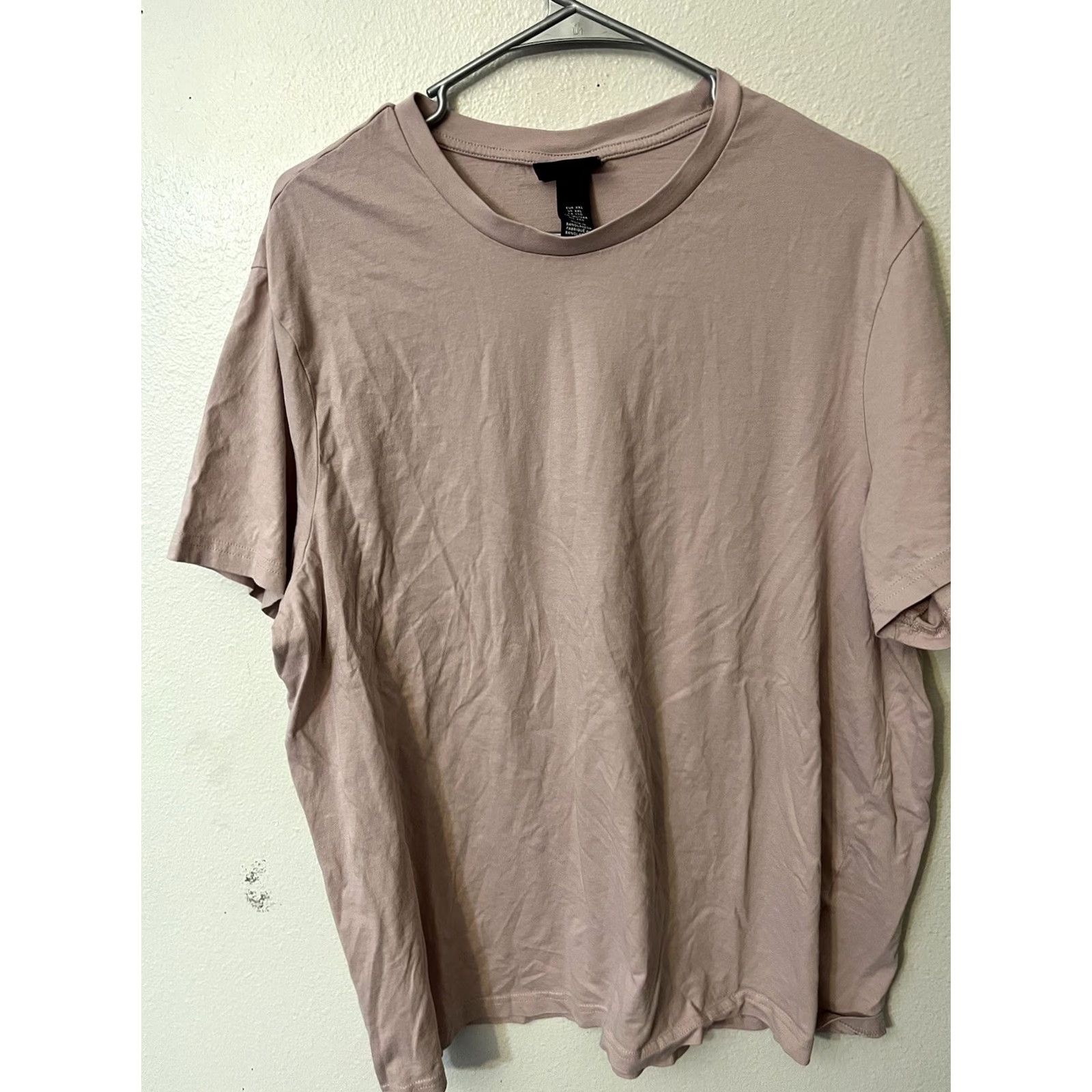 H&M H&M Mens T-Shirt Crew Neck Short Sleeve Regular Fit 2XL Pink Mens Size XXL Pink Shirt Regular Fit Crew Neck Short Sleeve T-Shirt Size US XXL / EU 58 / 5 - 2 Thumbnail