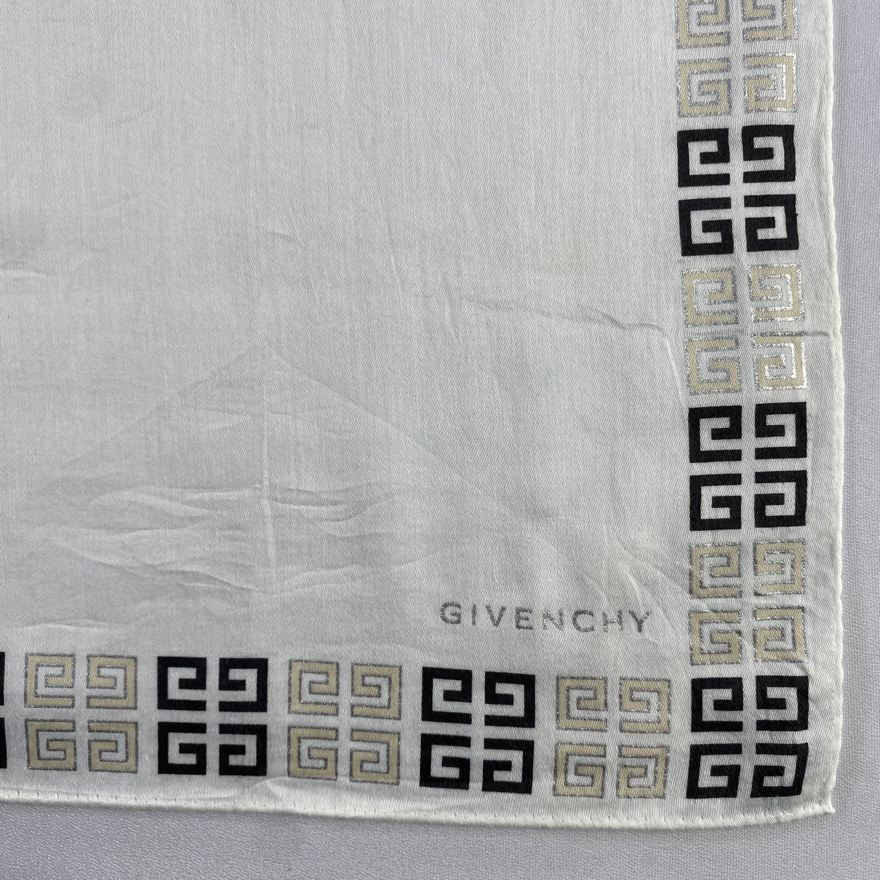 Vintage Givenchy Bandana/ Handkerchief / Neckerchief-P1462 Size ONE SIZE - 3 Thumbnail