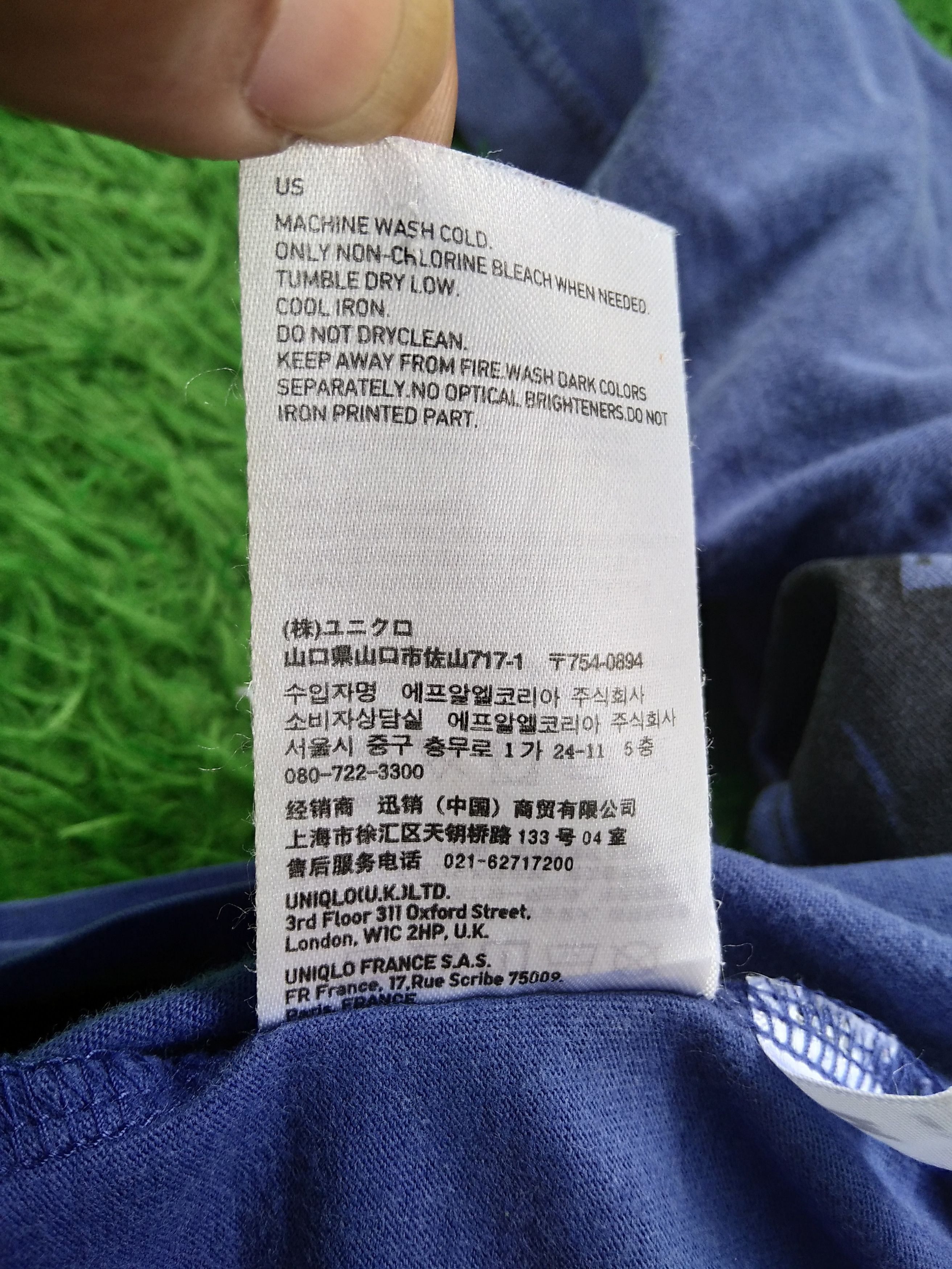 Anime × Japanese Brand Vtg 00s Uniqlo x GUNDAM ILLUSTRASIONS RX-77-1 GUNCANNON Size US M / EU 48-50 / 2 - 7 Thumbnail