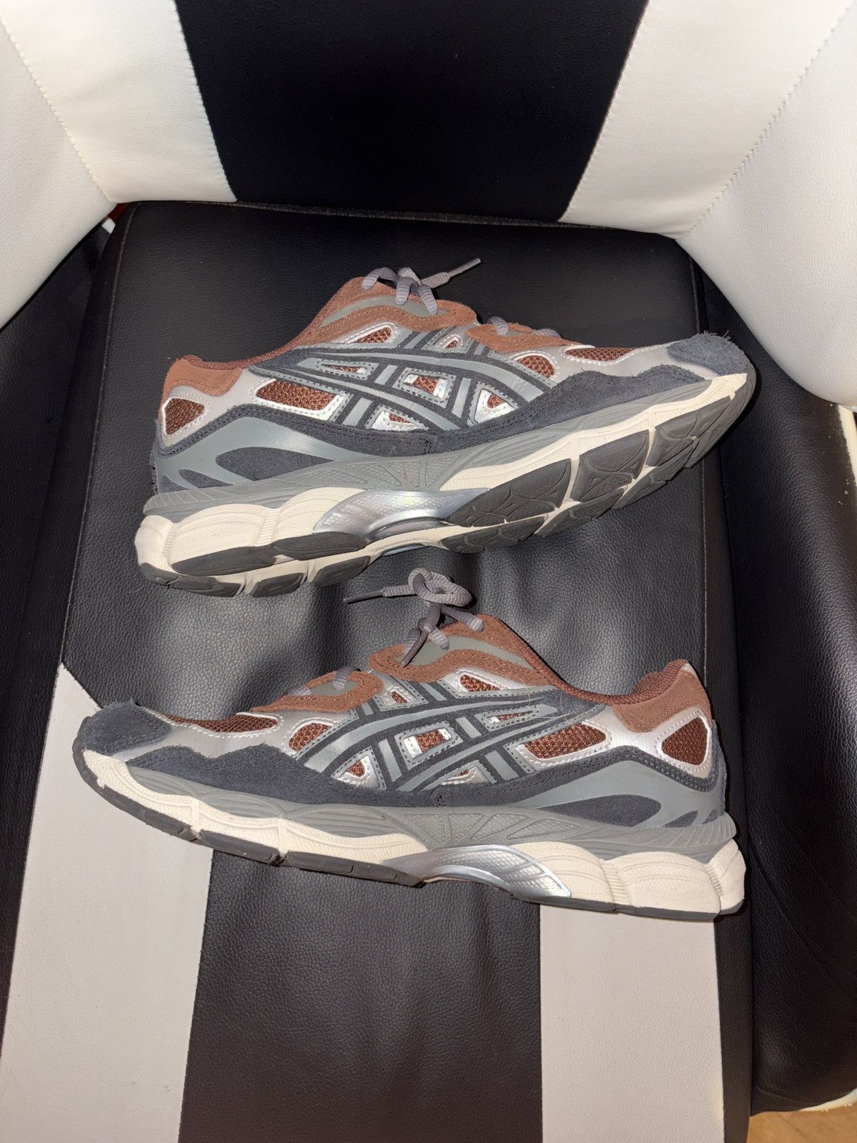 Asics Asics Gel-NYC Size US 9 / EU 42 - 6 Thumbnail