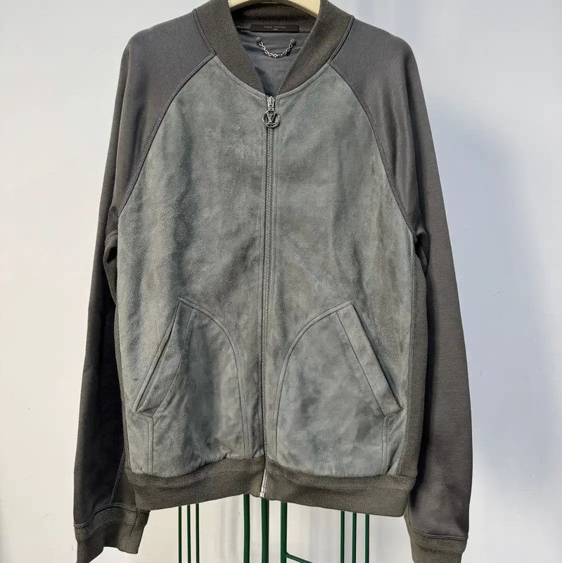 Louis Vuitton Louis Vuitton Gray Wool Logo Men's Jacket 0089 Size US L / EU 52-54 / 3 - 1 Thumbnail