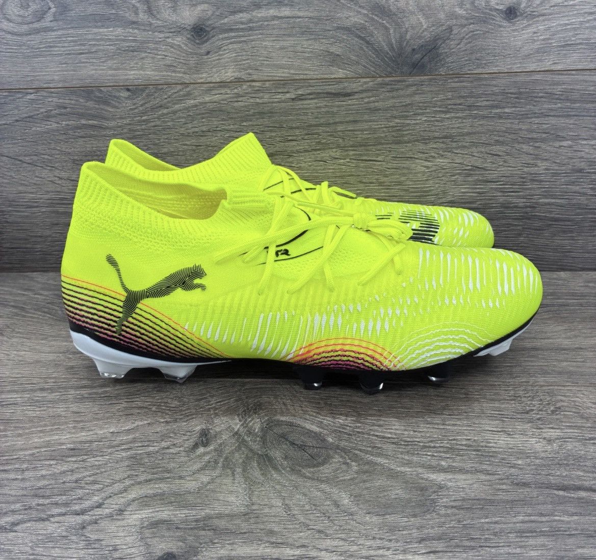 Puma Puma Future 8 FG/AG neon yellow soccer cleats, Size - 9’5 Size US 9.5 / EU 42-43 - 1 Thumbnail