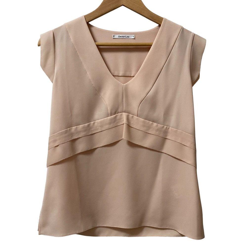 Other Other Daisy Lin for Foxey Photogenic Sleeveless Blouse Others Tops 06234 DUTY FREE for USA Size ONE SIZE - 1 Thumbnail