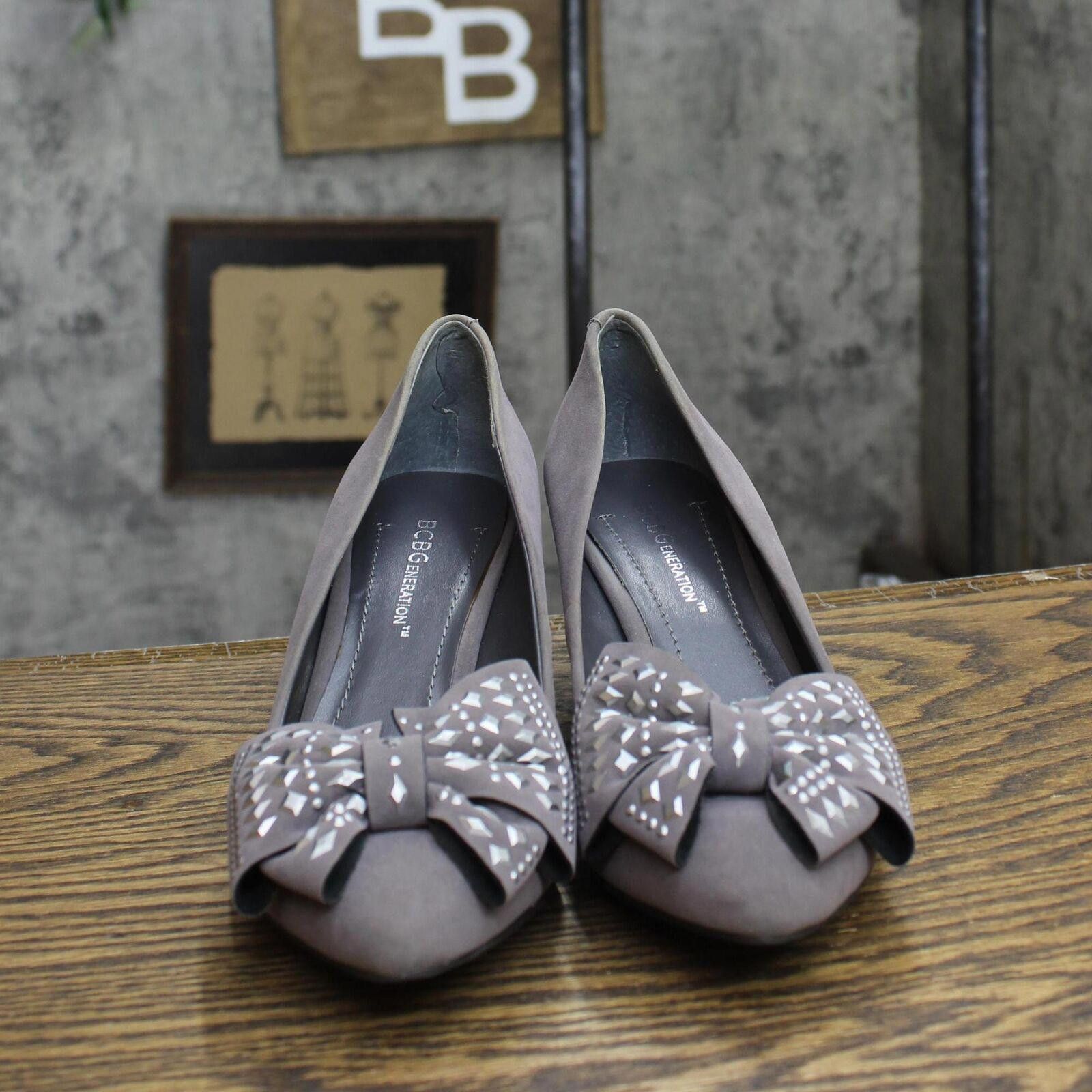 BCBGeneration BCBGeneration Suede Bow Wedge Heels 1673d196985af3 Gray 6M Size US 6 / IT 36 - 3 Thumbnail