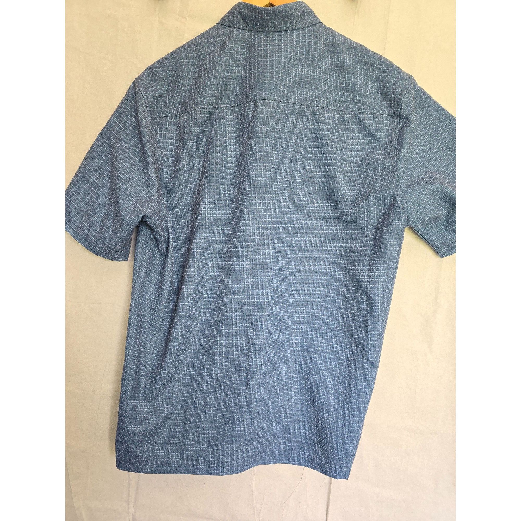 Axist Axist Men's Blue Short Sleeve Button-Up Shirt Size M 100% Po Size US M / EU 48-50 / 2 - 5 Thumbnail