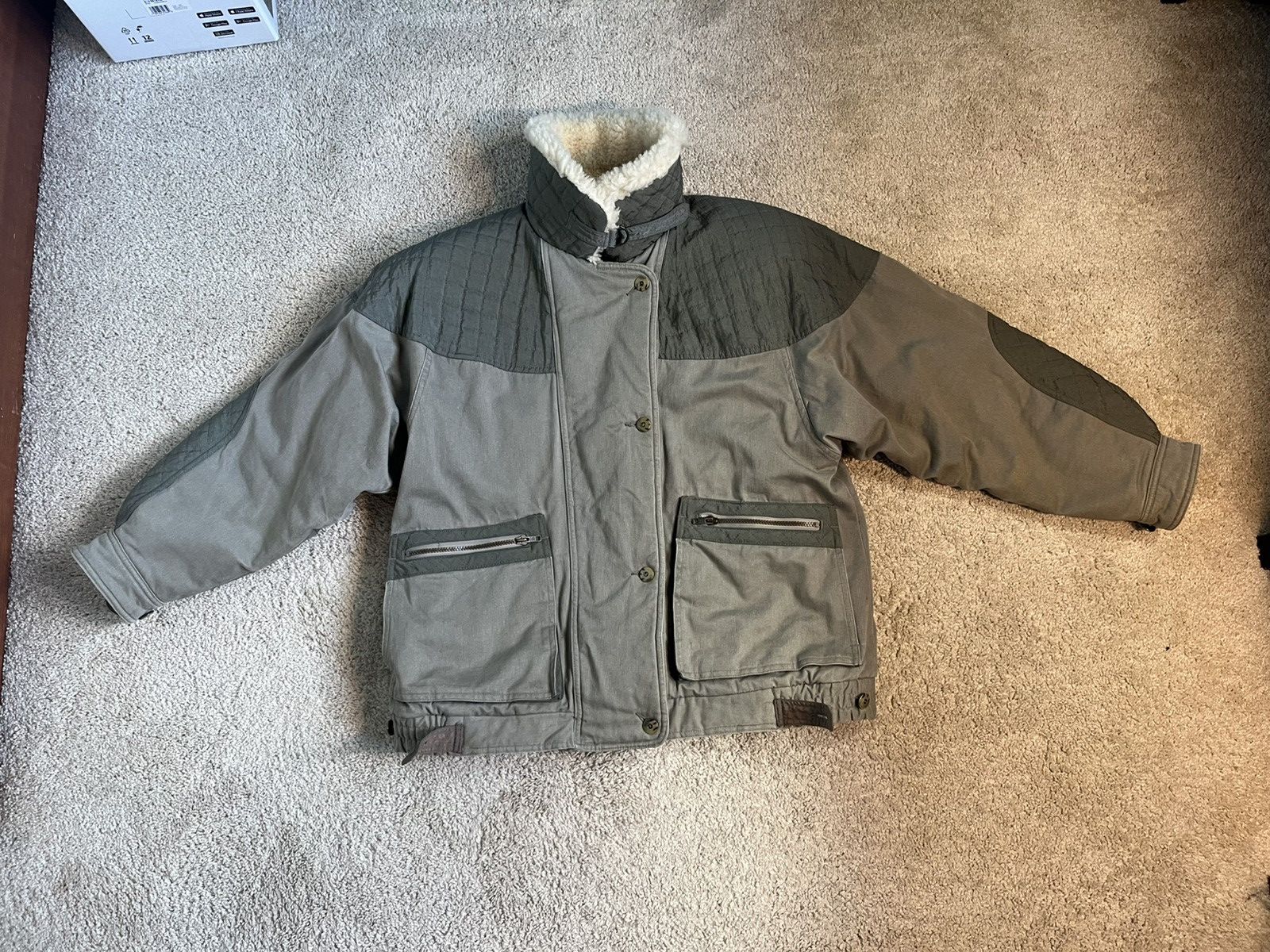 Eddie Bauer Vintage Eddie Bauer Goose Down Jacket With Sherpa Collar Size US L / EU 52-54 / 3 - 5 Thumbnail