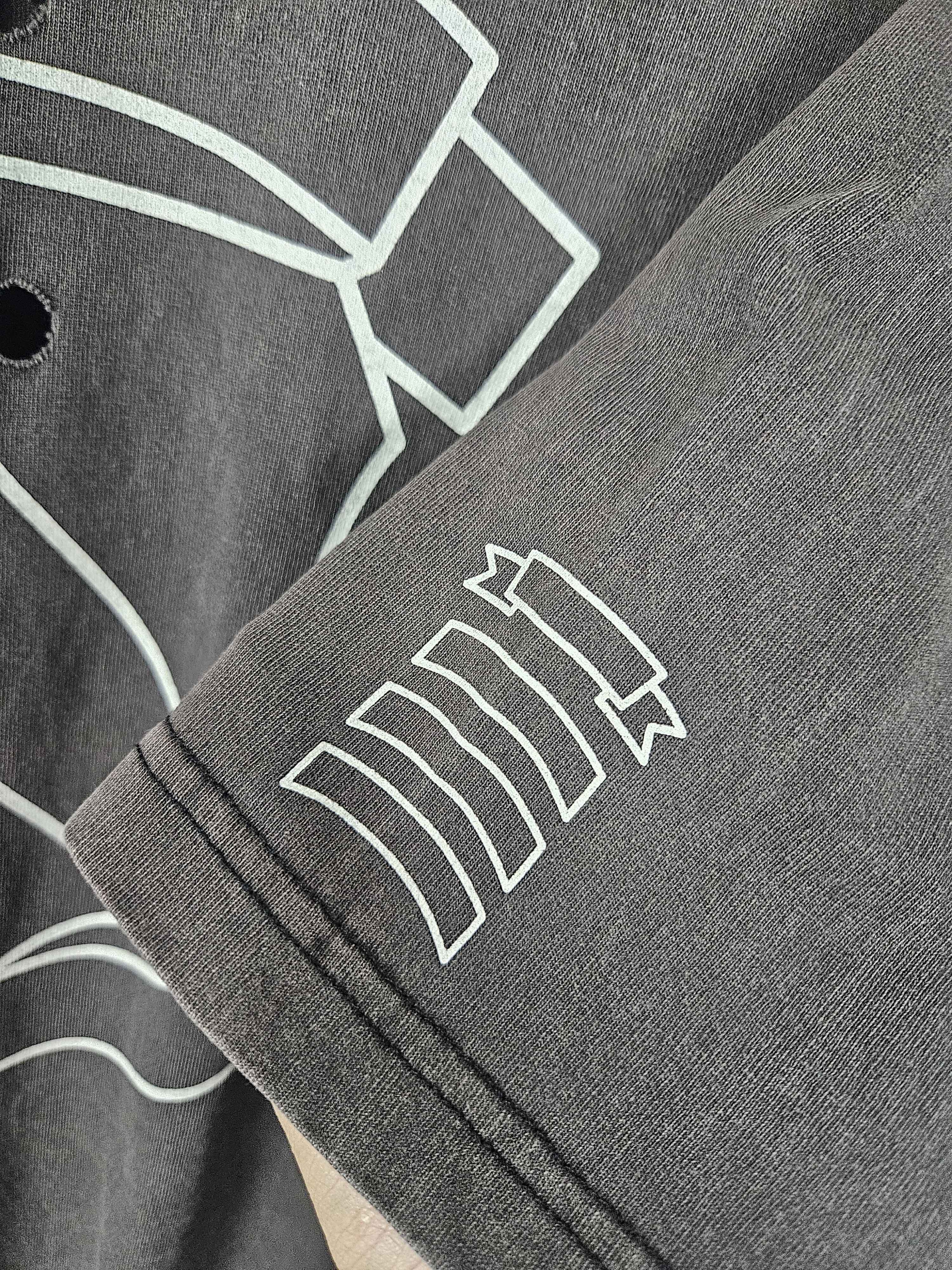Japanese Brand RE Number (N)ine shield crest gun Tee shirt black size 3 Size US XL / EU 56 / 4 - 5 Thumbnail