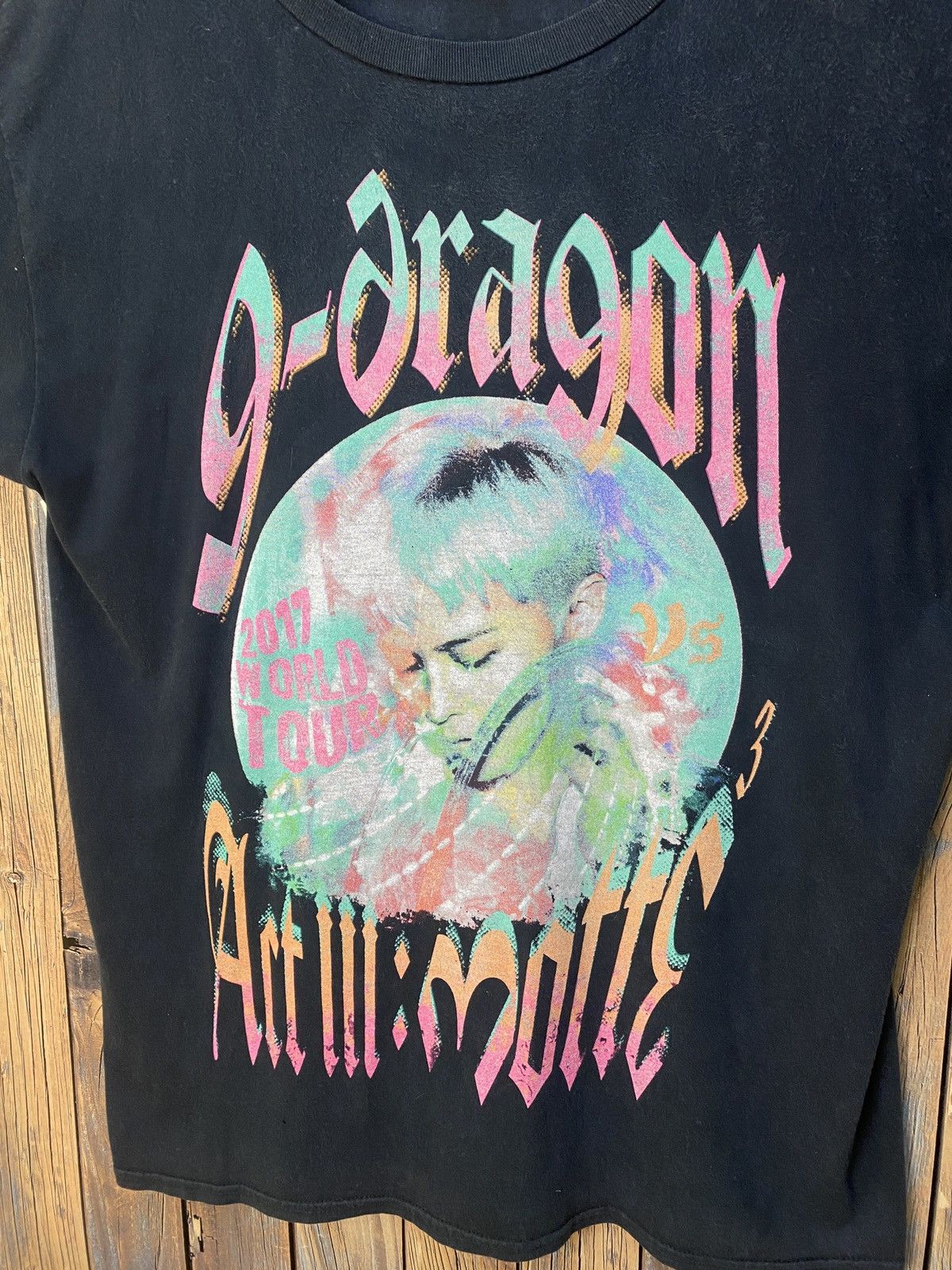 Band Tees × Gildan × Vintage Vintage y2k band g drangon tour 2017 tee Size US M / EU 48-50 / 2 - 3 Thumbnail