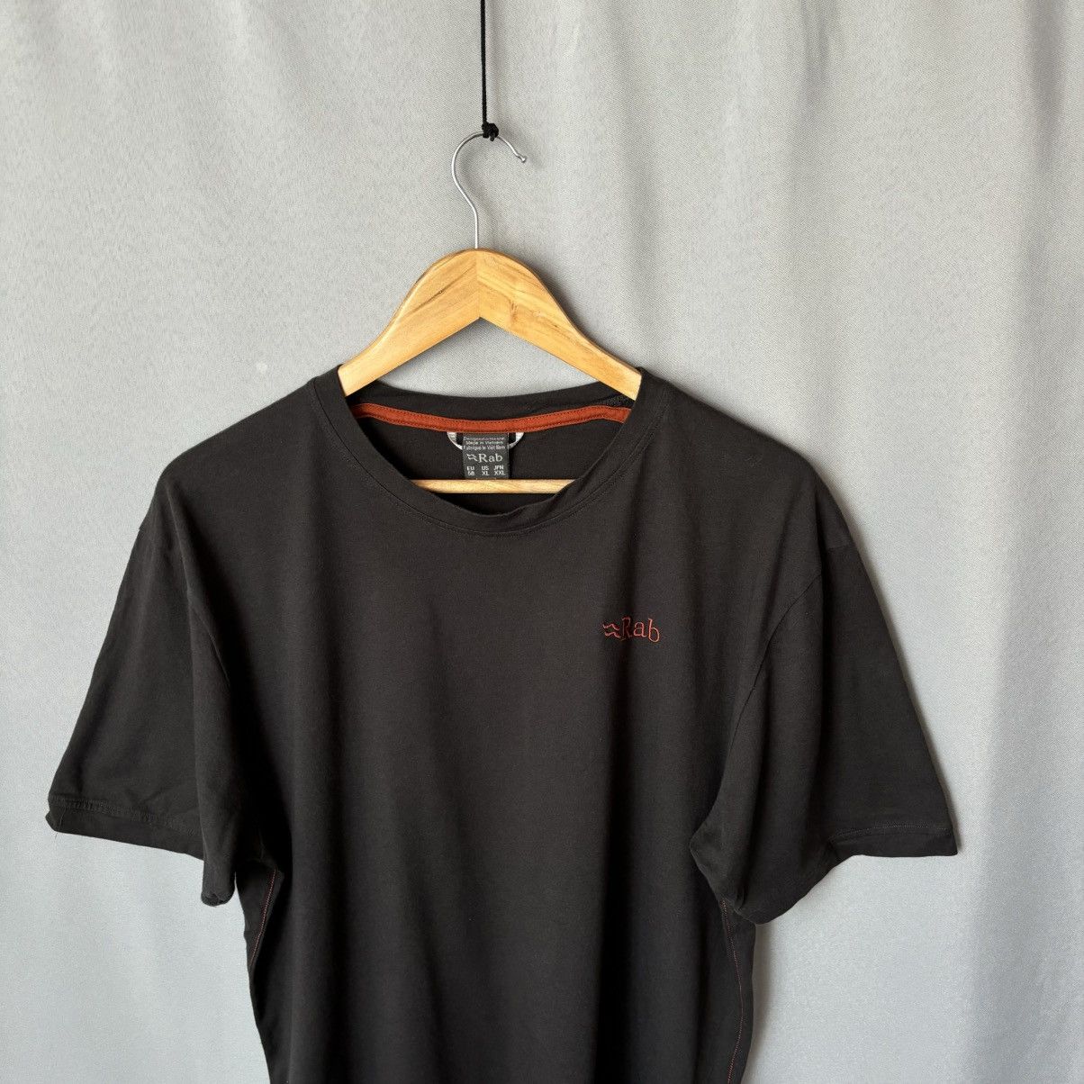 Rab Rab tee t-shirt xl outdoor basic rare dark grey Size US XL / EU 56 / 4 - 2 Thumbnail