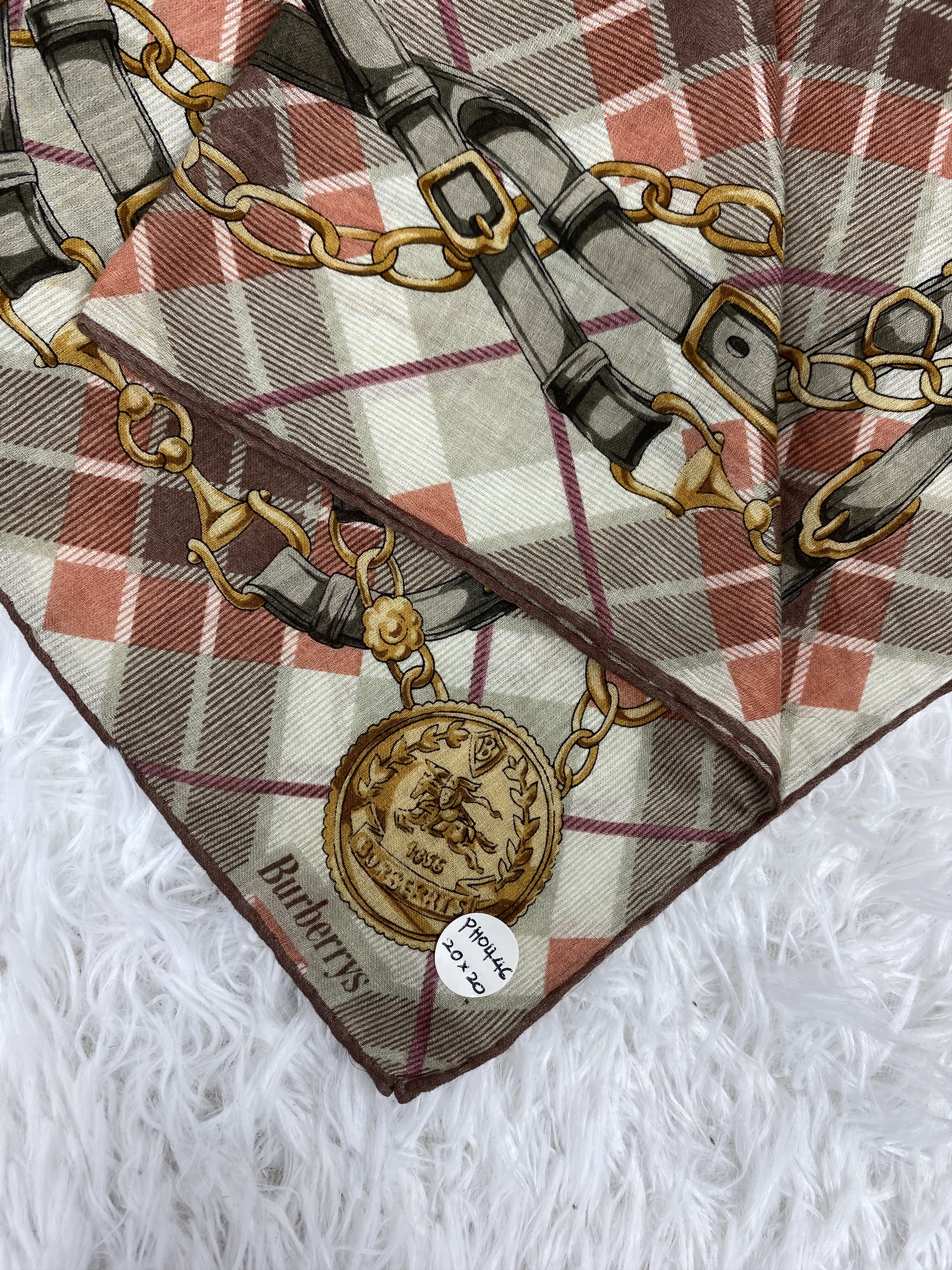 Burberry Vintage Burberry Handkerchief Neckerchief PH0446 Size ONE SIZE - 2 Thumbnail