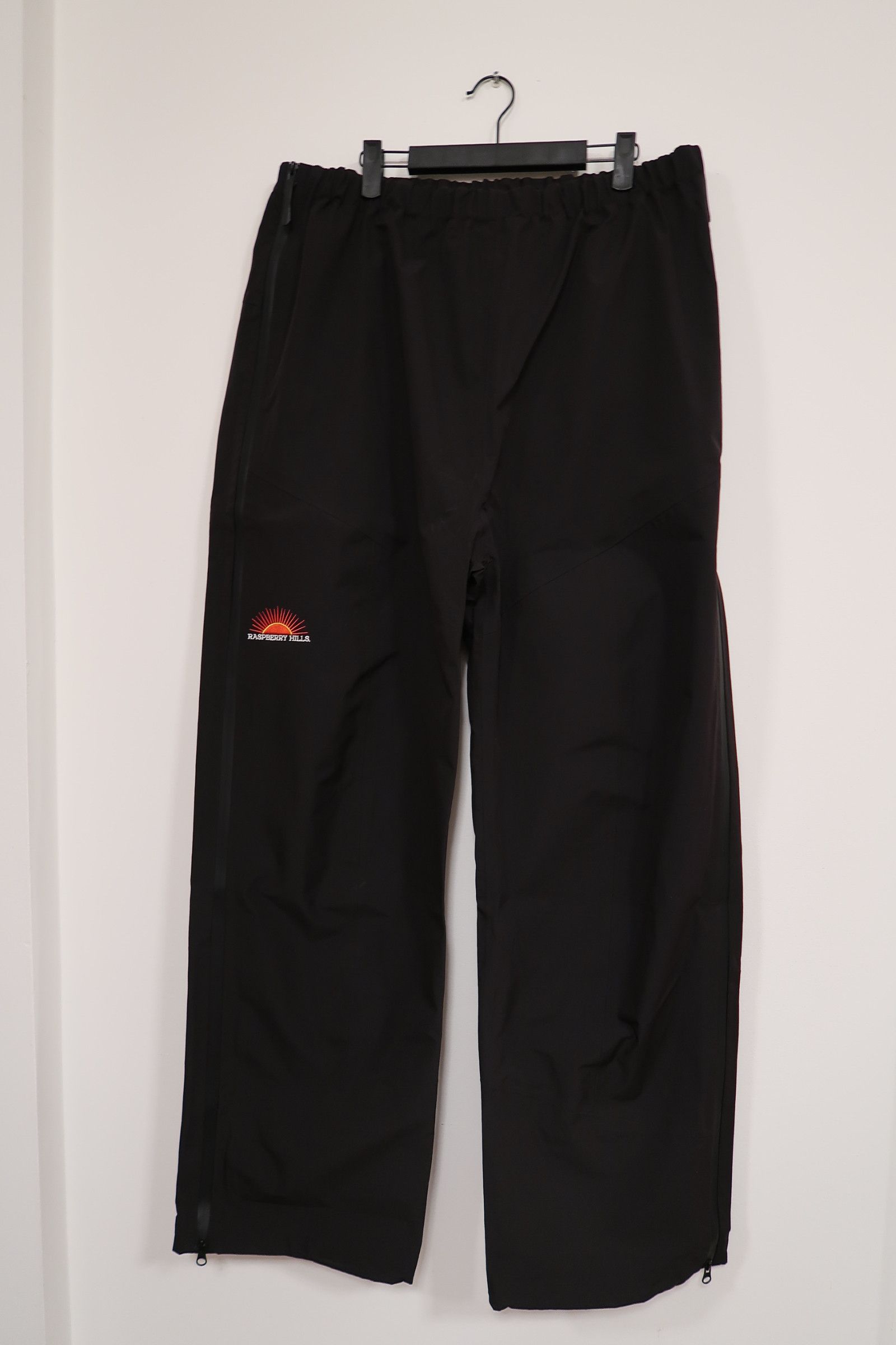 The GV Gallery GV Gallery Raspberry Hills Rain Pants 'Black' Size US 36 / EU 52 - 1 Thumbnail